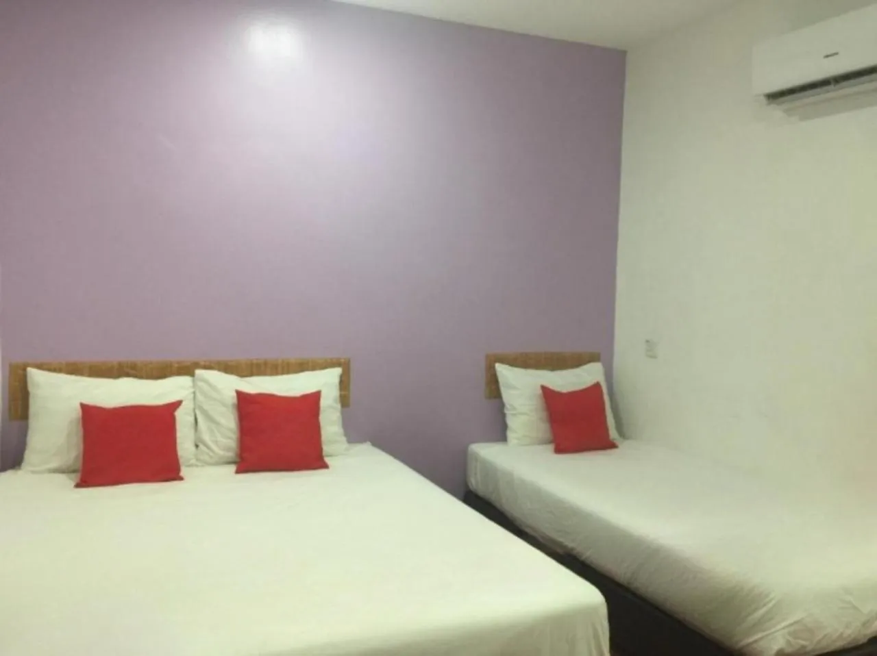 Bed in Changlun Star Hotel