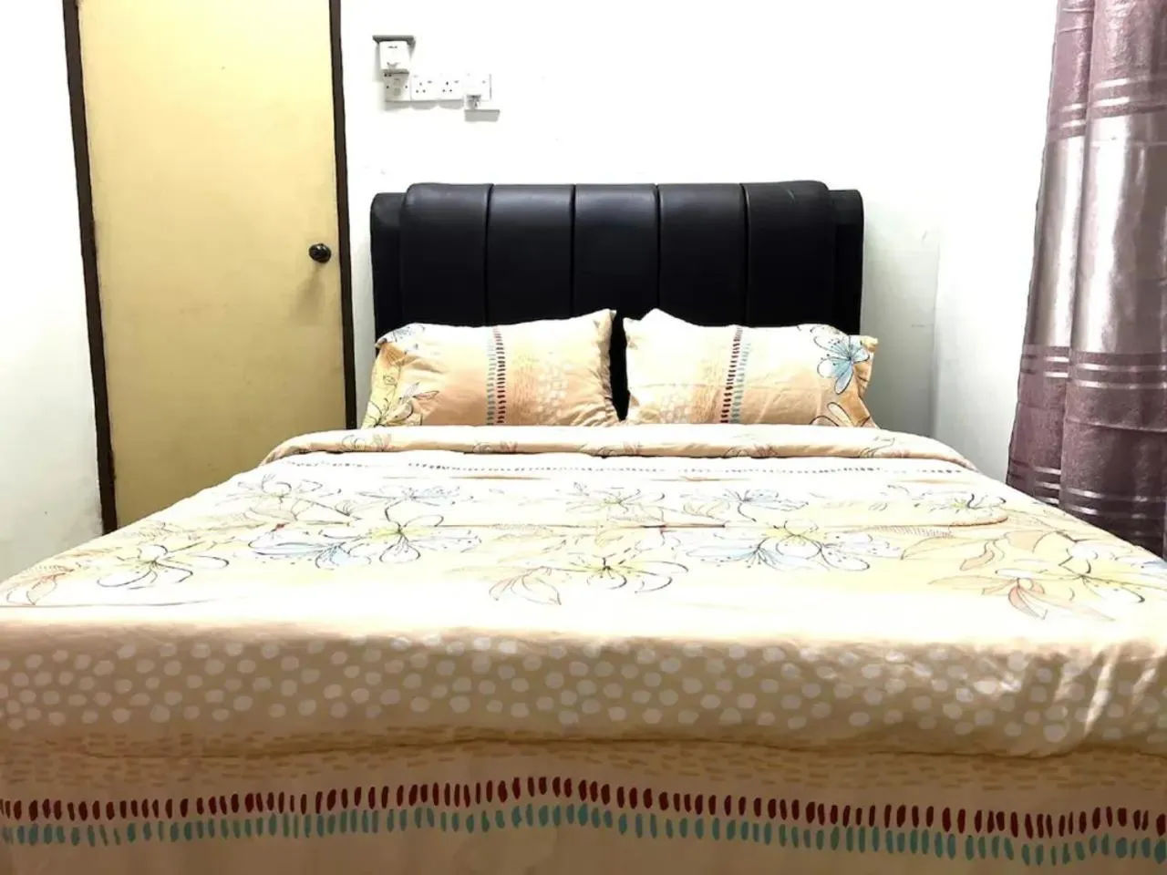 Bed in Changlun Star Hotel