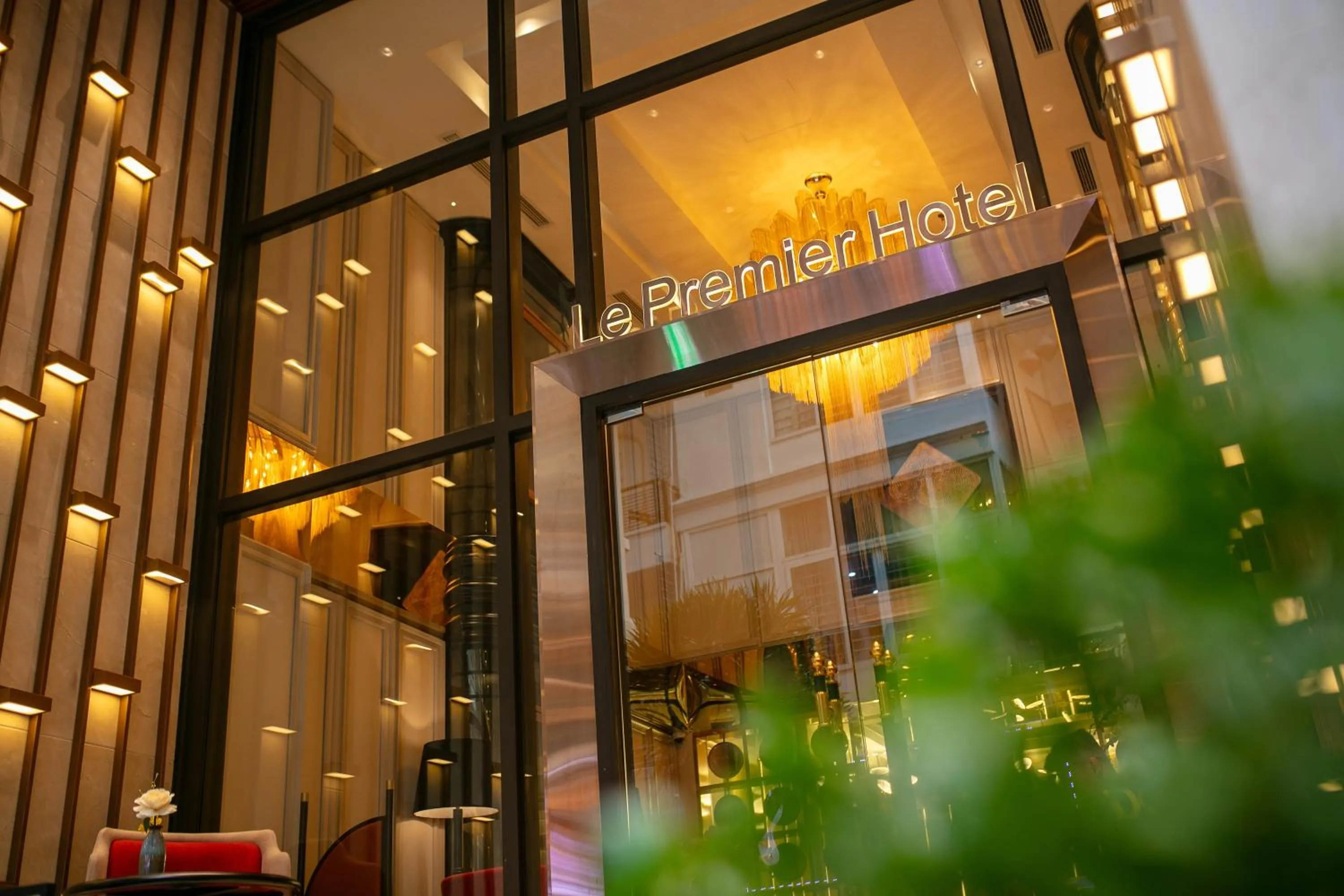 Property building in Le Premier Hotel & Rooftop Bar