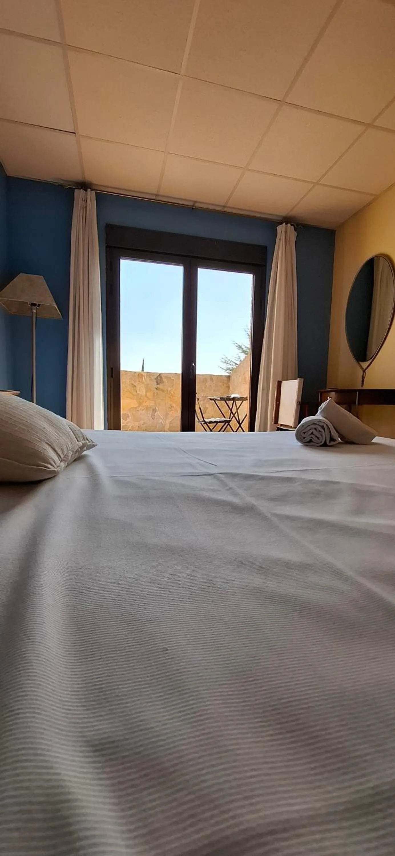 Bedroom, Bed in Hotel Villa de Estercuel