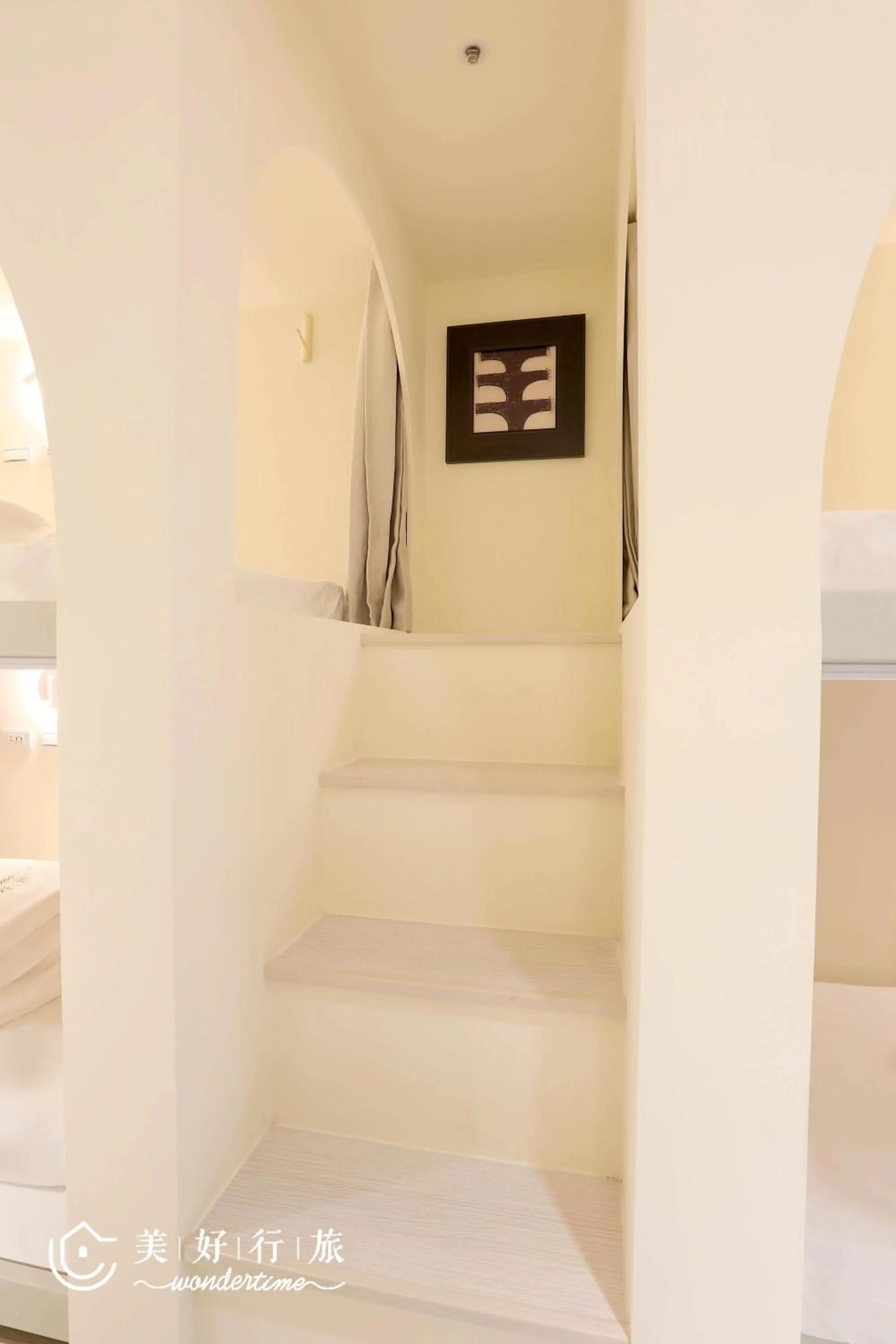 Photo of the whole room, Bed in Wondertime Taipei Station - Hankou Ladies Hostel