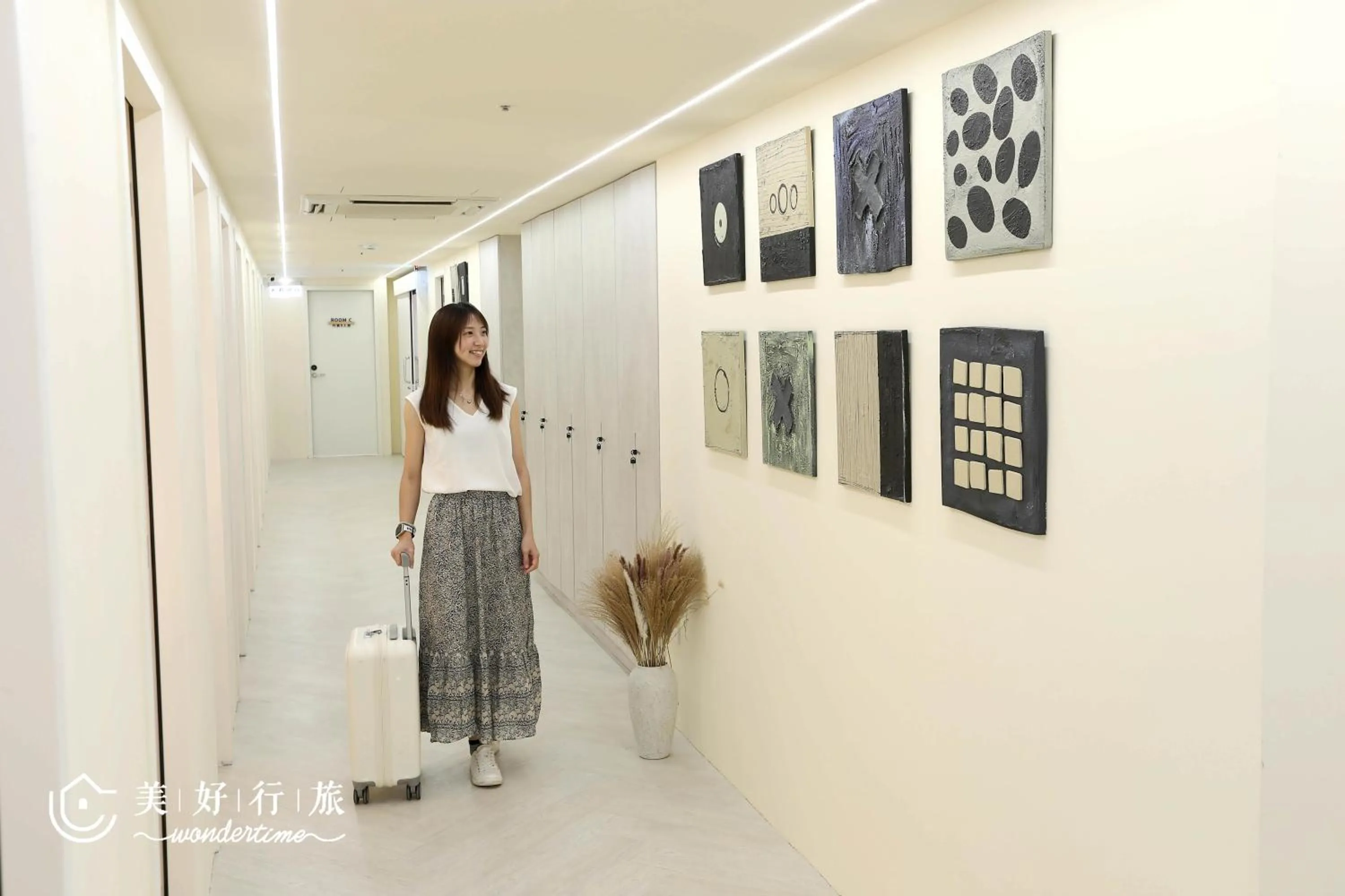 People in Wondertime Taipei Station - Hankou Ladies Hostel