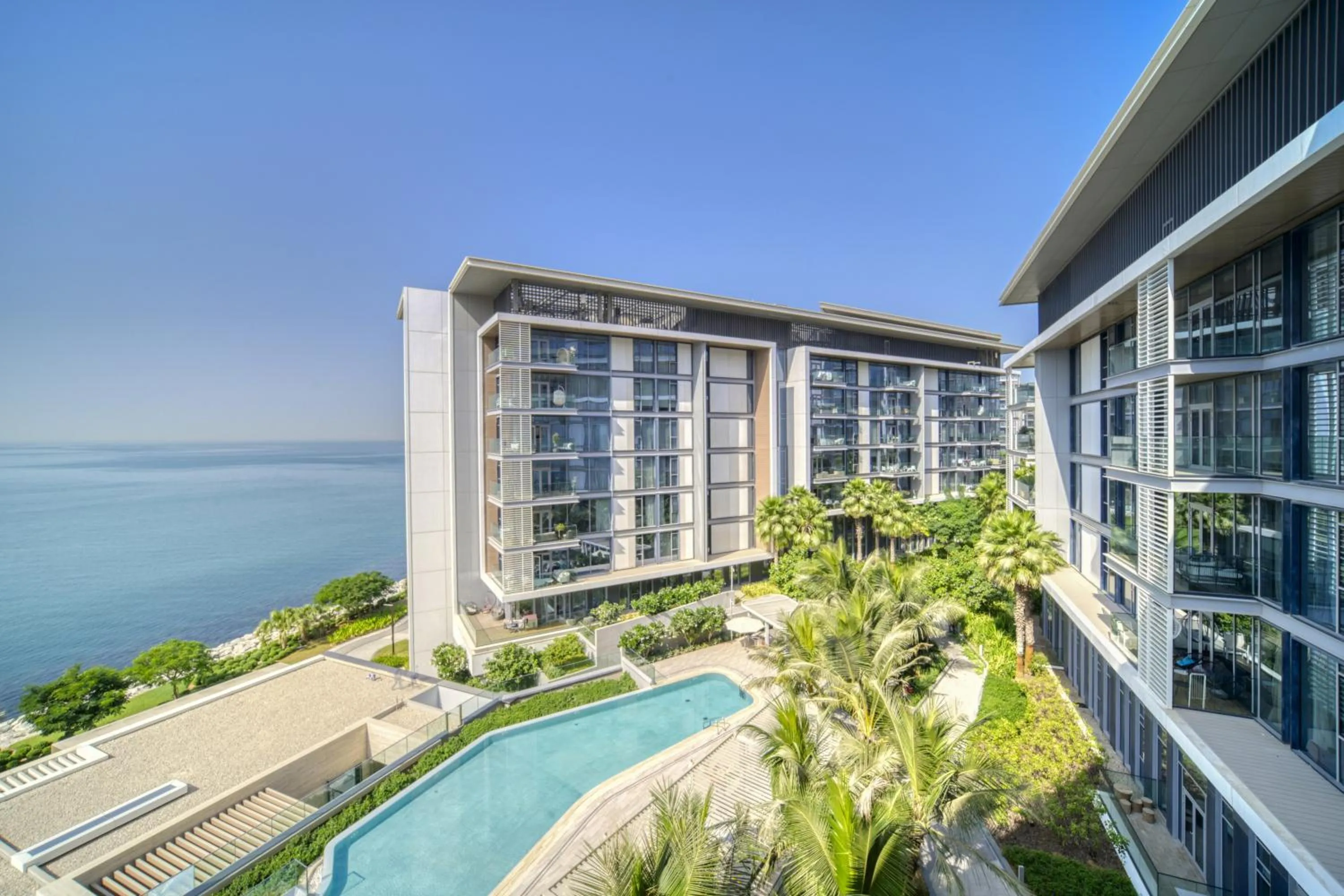 Property building in Shadow Of The Sun by Lagom