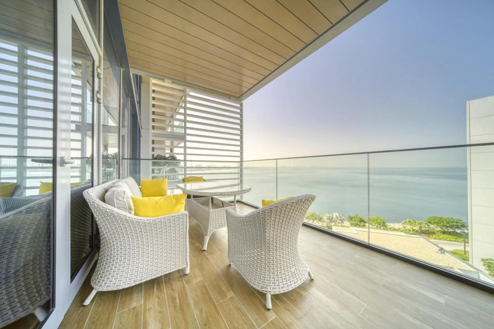 Balcony/Terrace in Shadow Of The Sun by Lagom