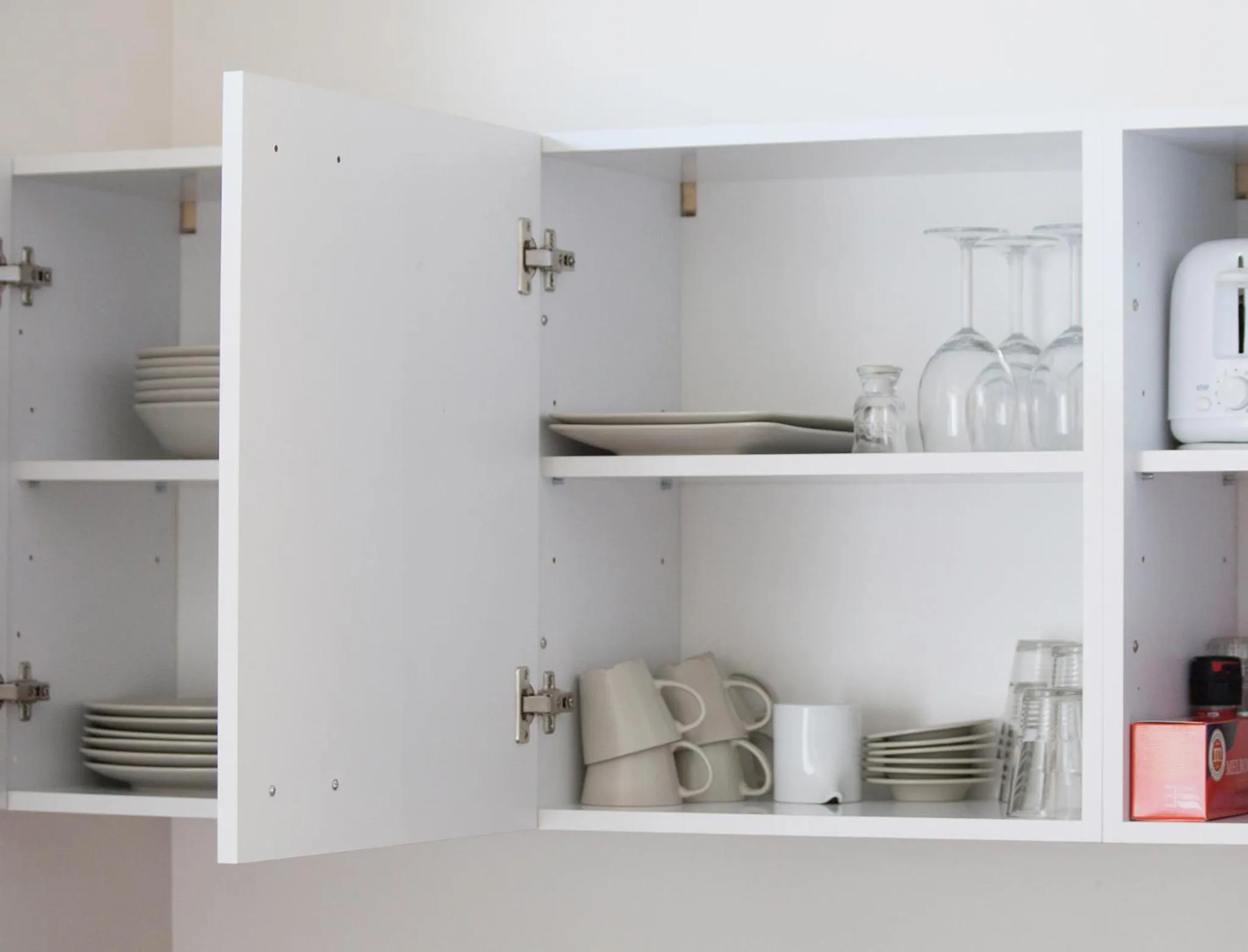 Kitchen or kitchenette in South Central Apartments