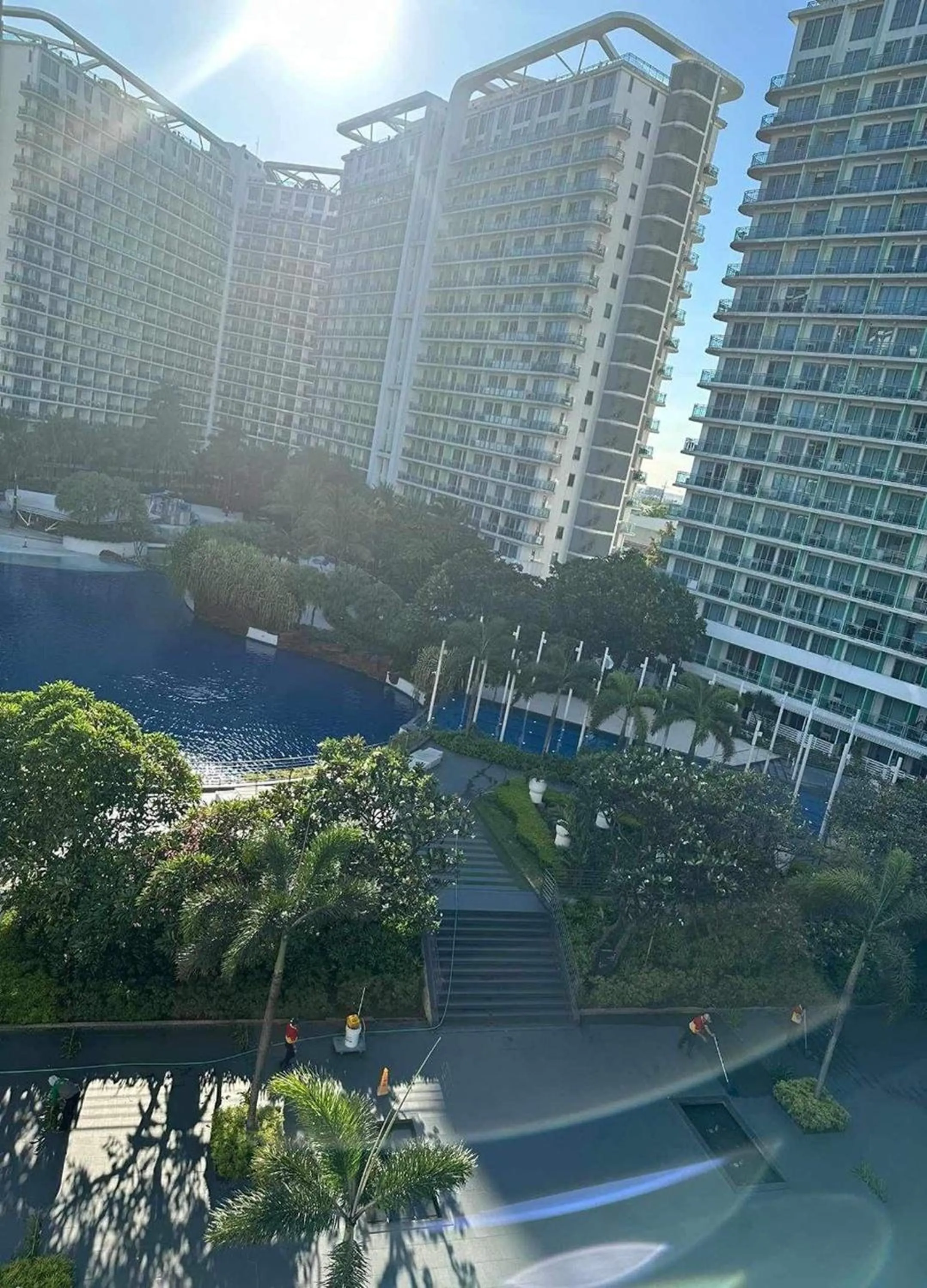 Property building in Budget Suite Paranaque