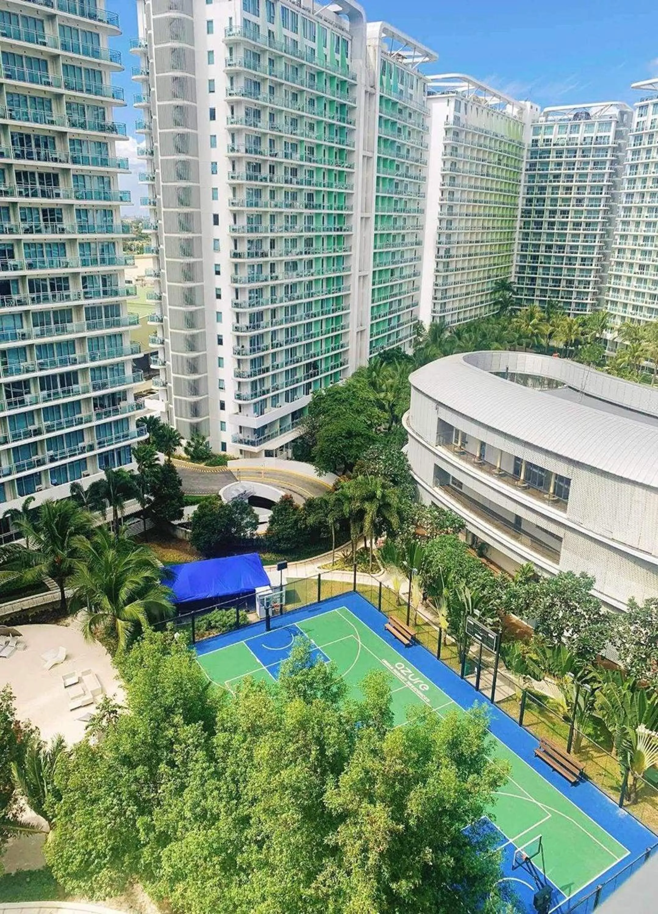 Property building in Budget Suite Paranaque