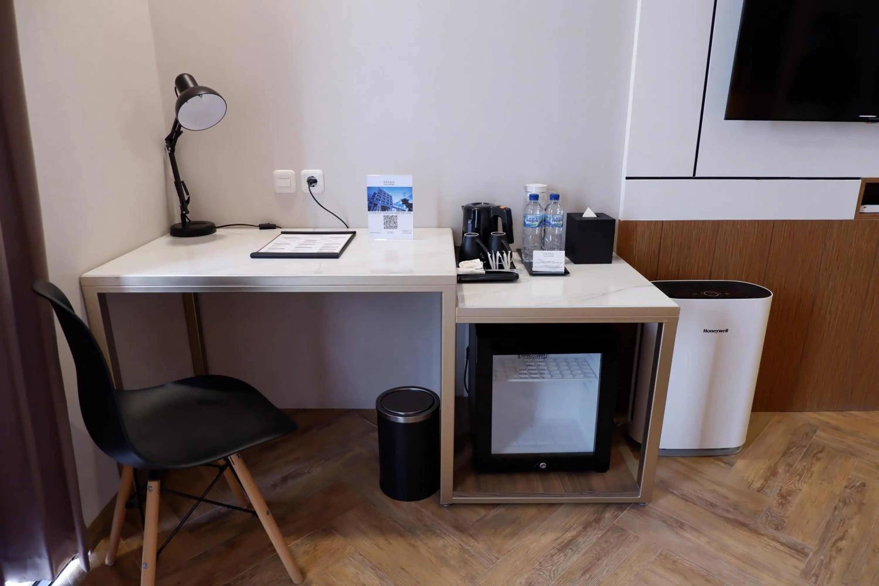Coffee/tea facilities in Patra Malioboro Hotel