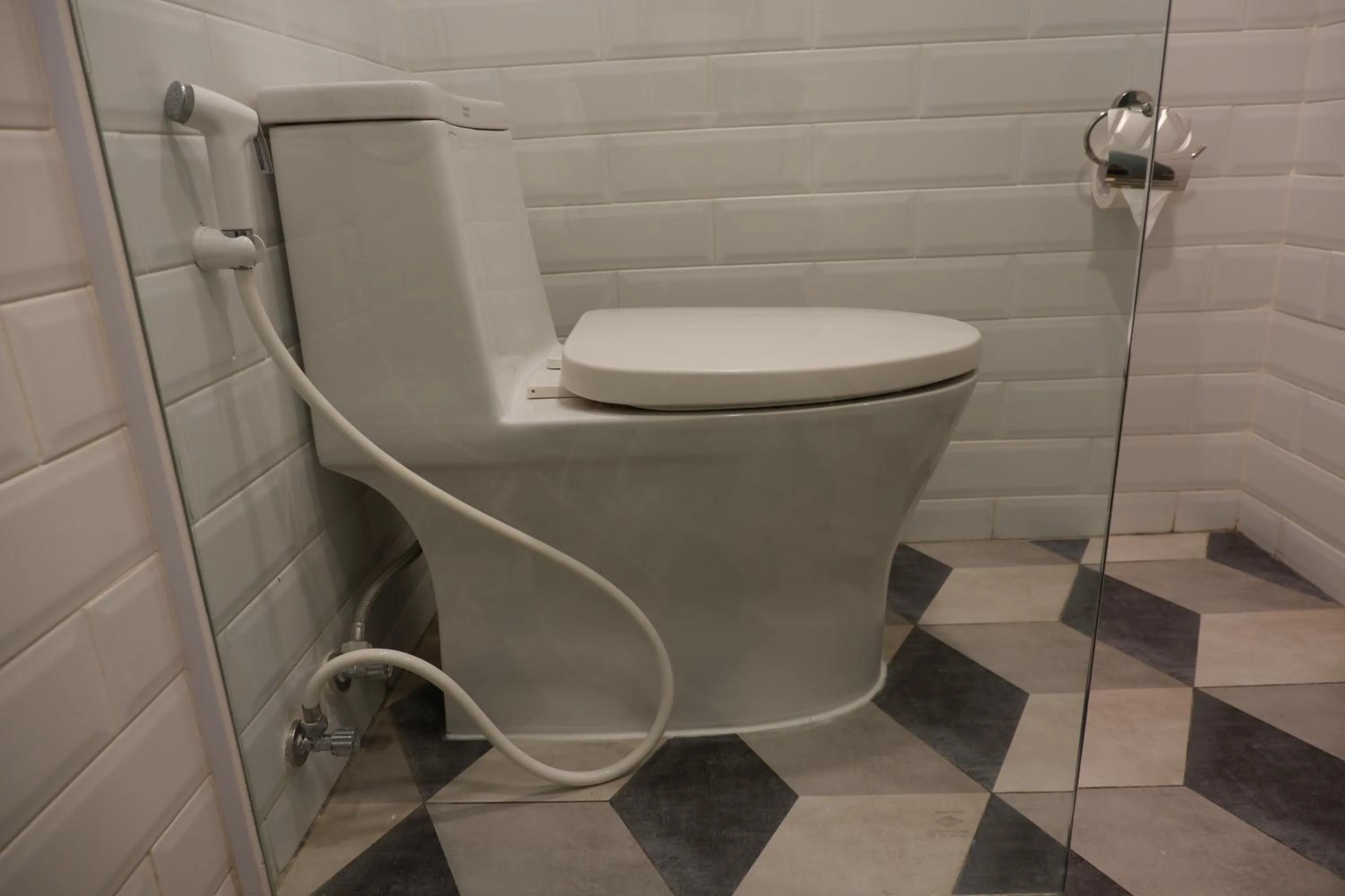 Toilet in Patra Malioboro Hotel