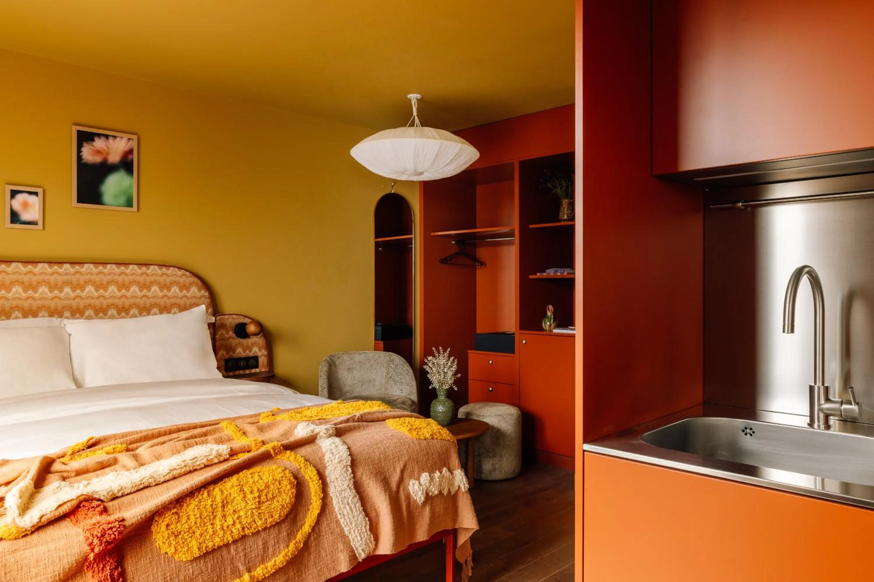 City Studio with Balcony in Le Jardin de Verre by Locke