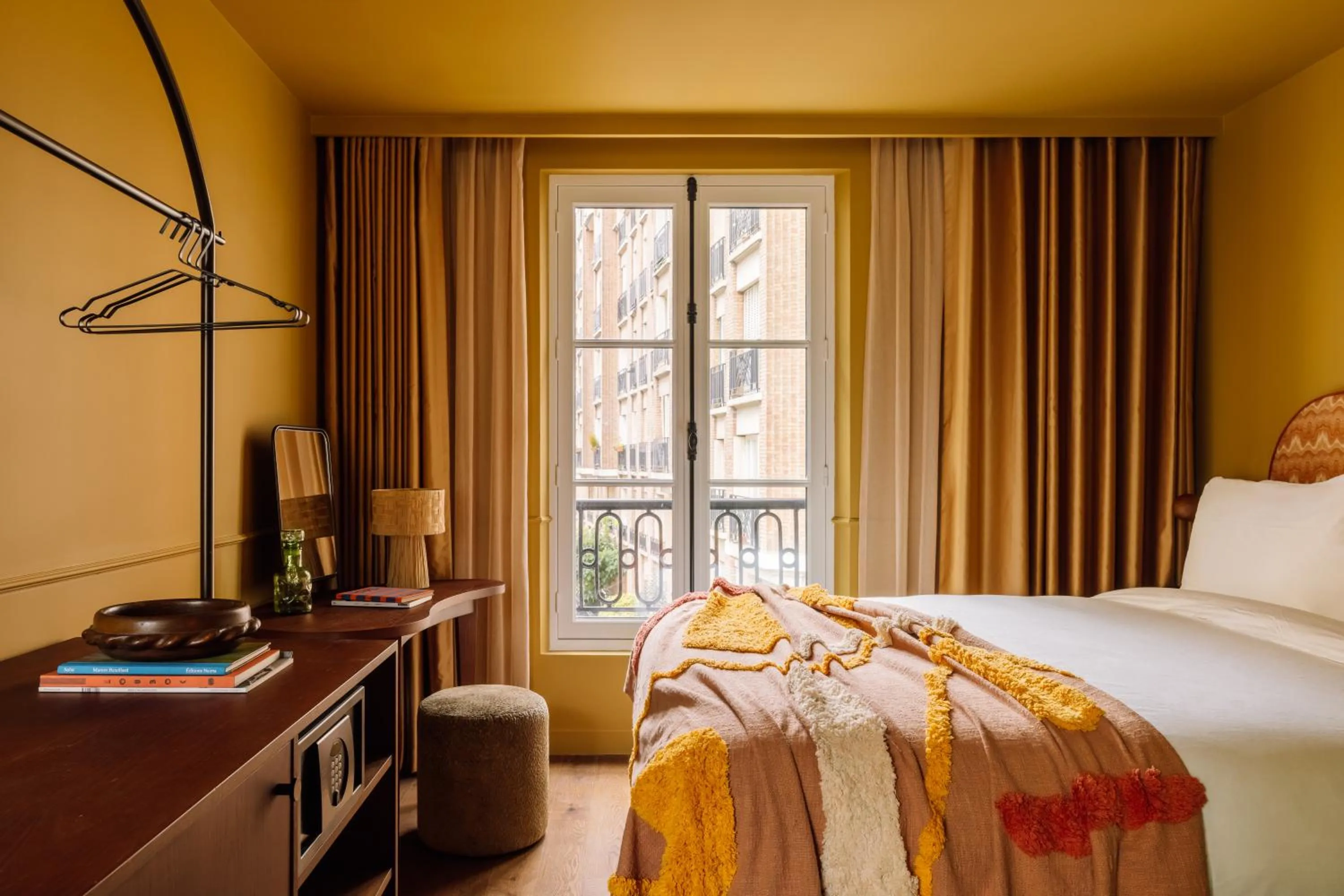 One Bedroom Suite in Le Jardin de Verre by Locke