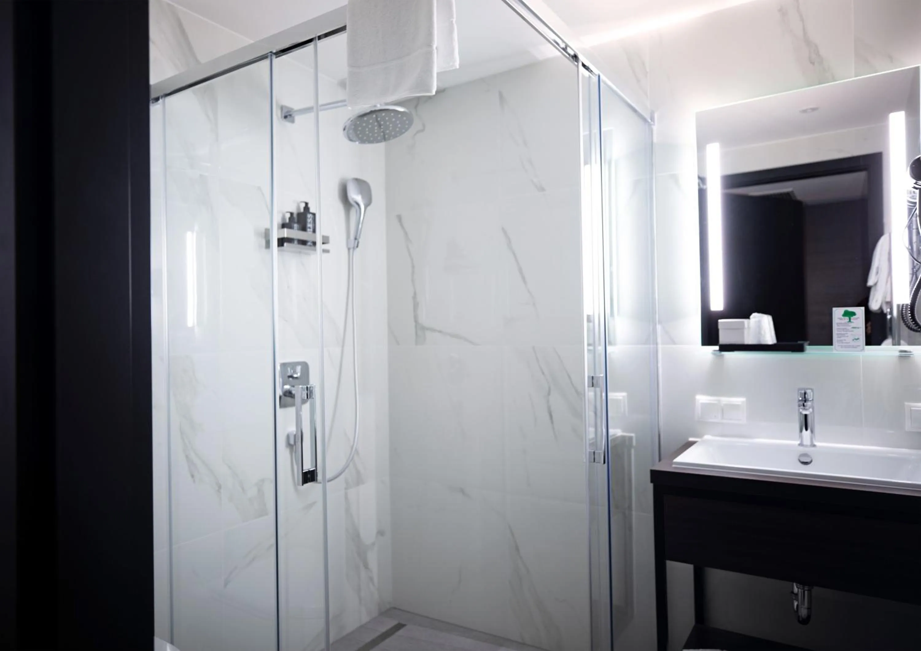 Bathroom in Skyline Hotel City Frankfurt