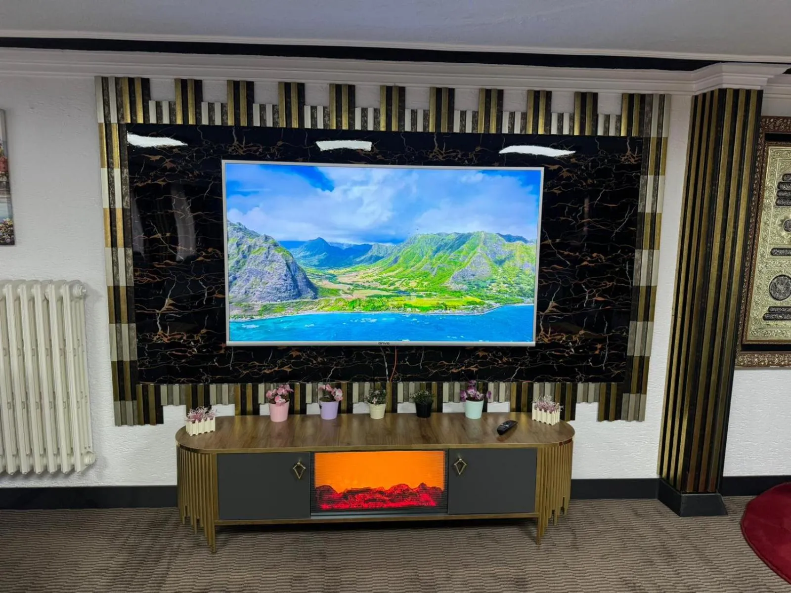 TV and multimedia in Hotel Metropol 1