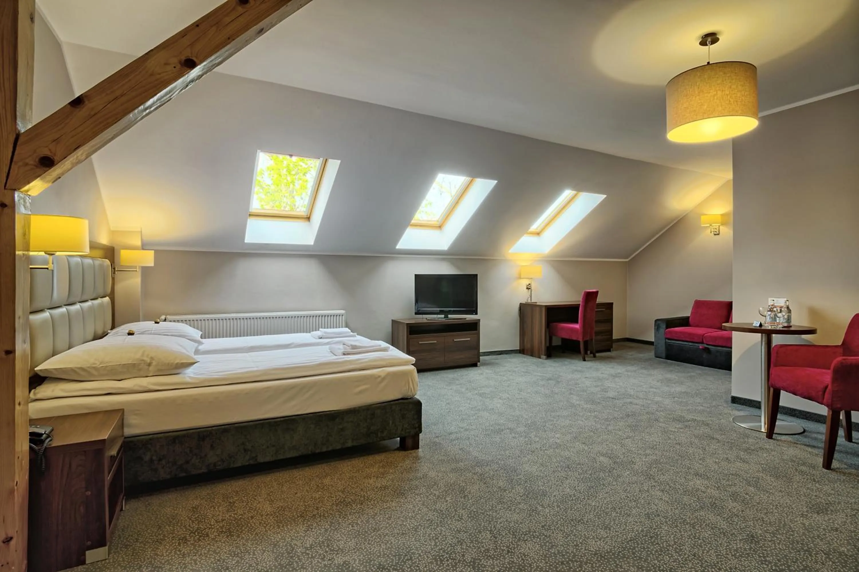 Photo of the whole room, Bed in Hotel Kamieniczka