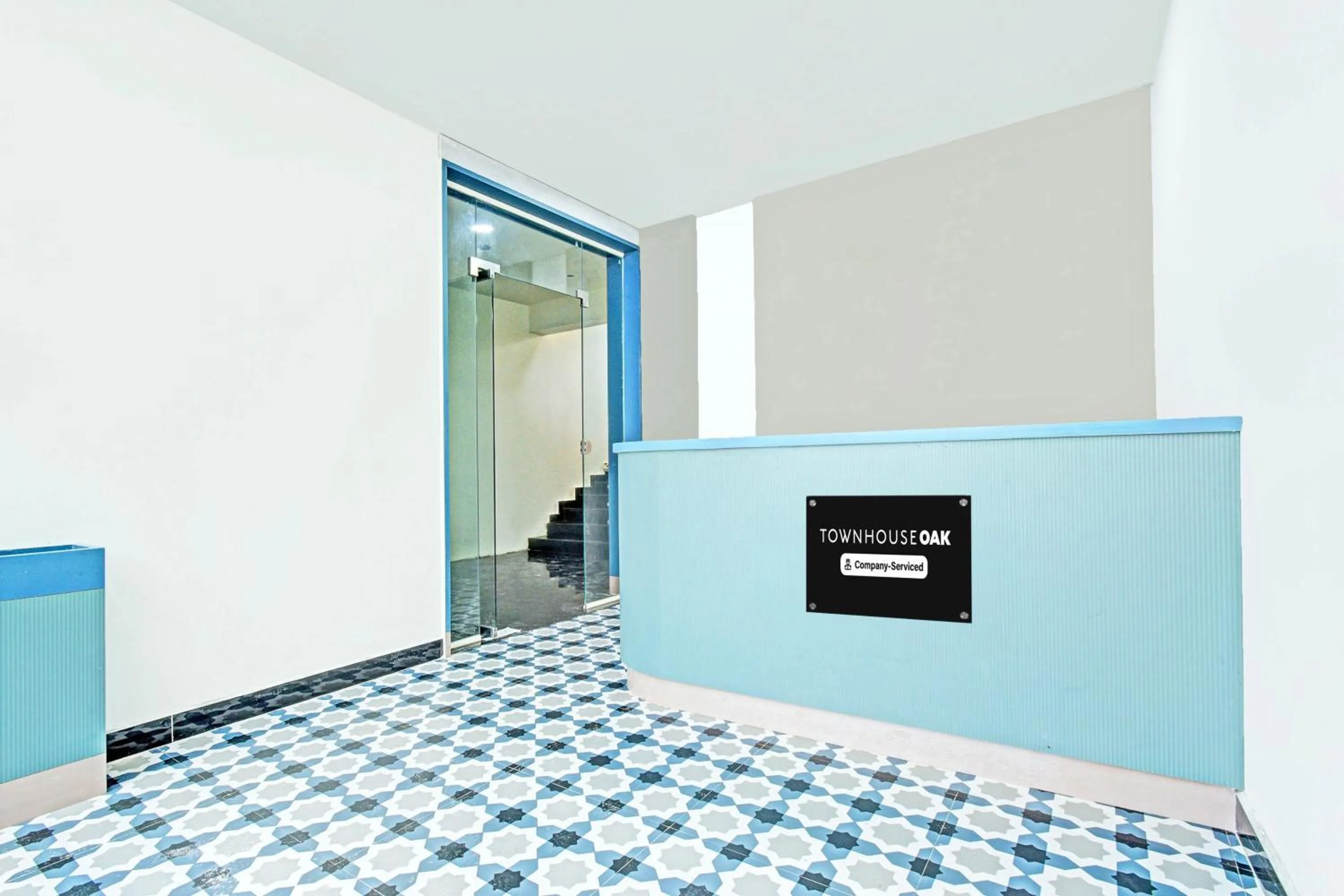 Lobby or reception in Super Townhouse Oak Kompally