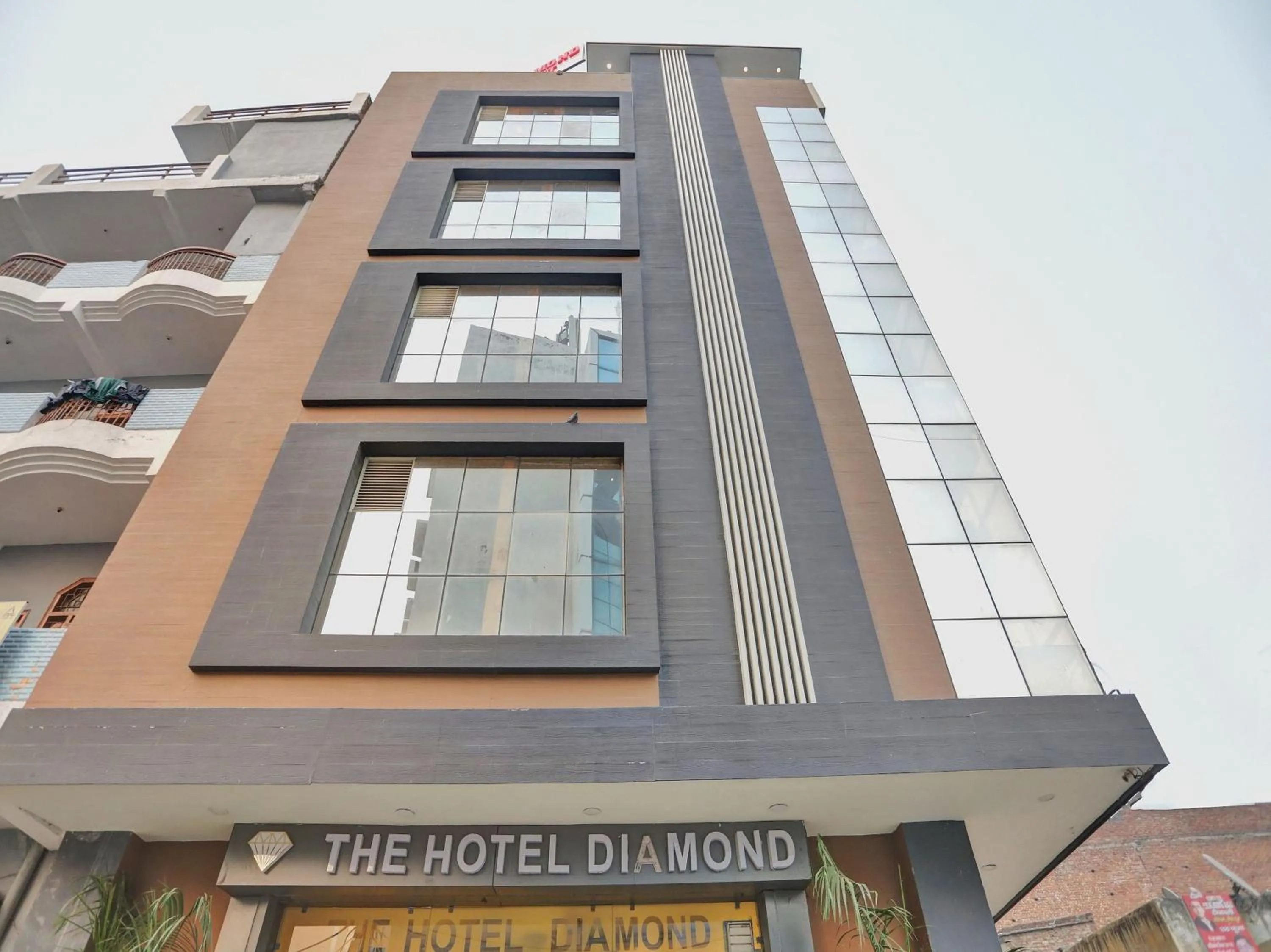 Property building in TOWNHOUSE THE HOTEL DIAMOND VASUNDHARA