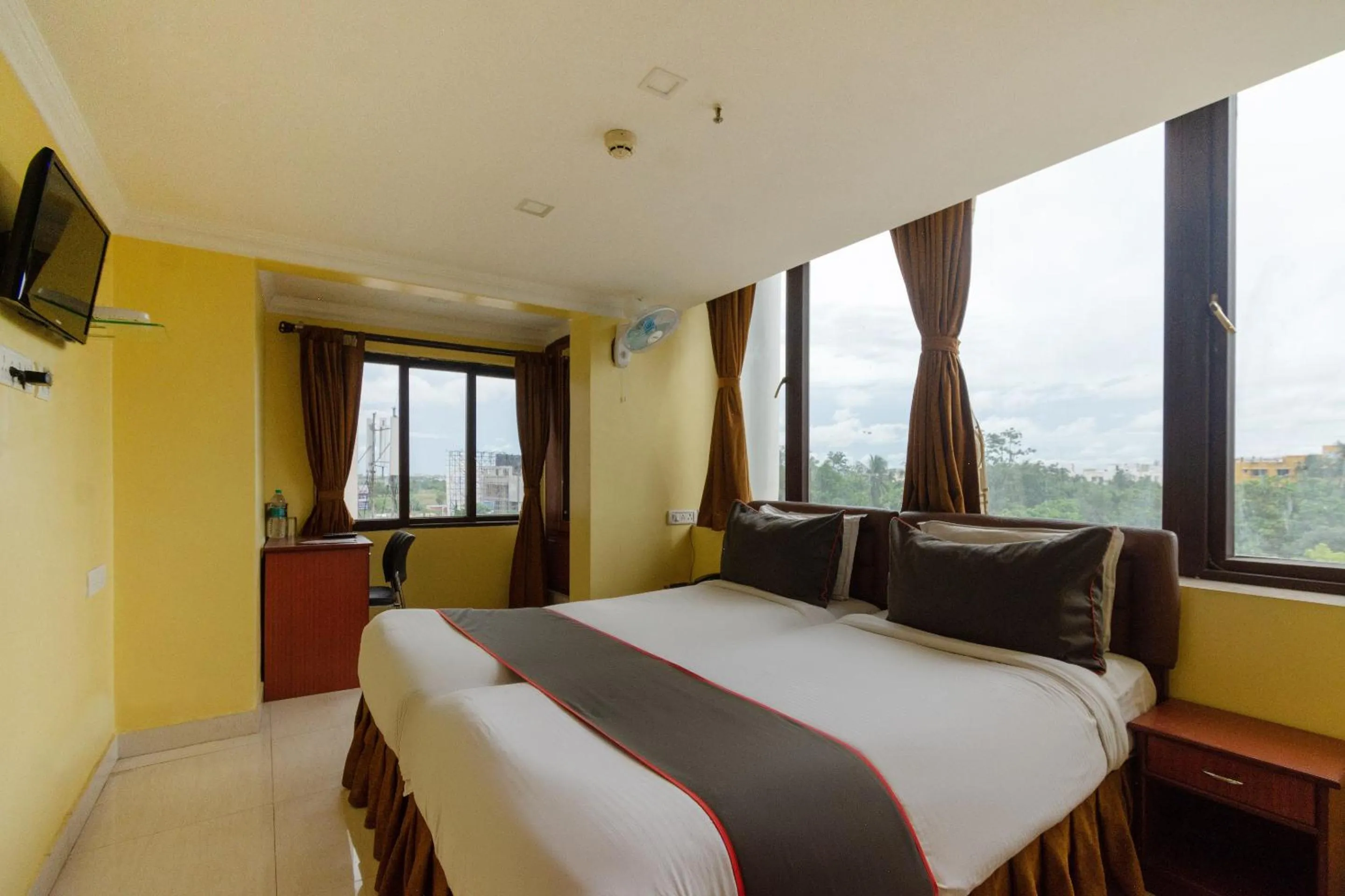 Bedroom, Bed in Collection O Raj Darbar Near City Centre