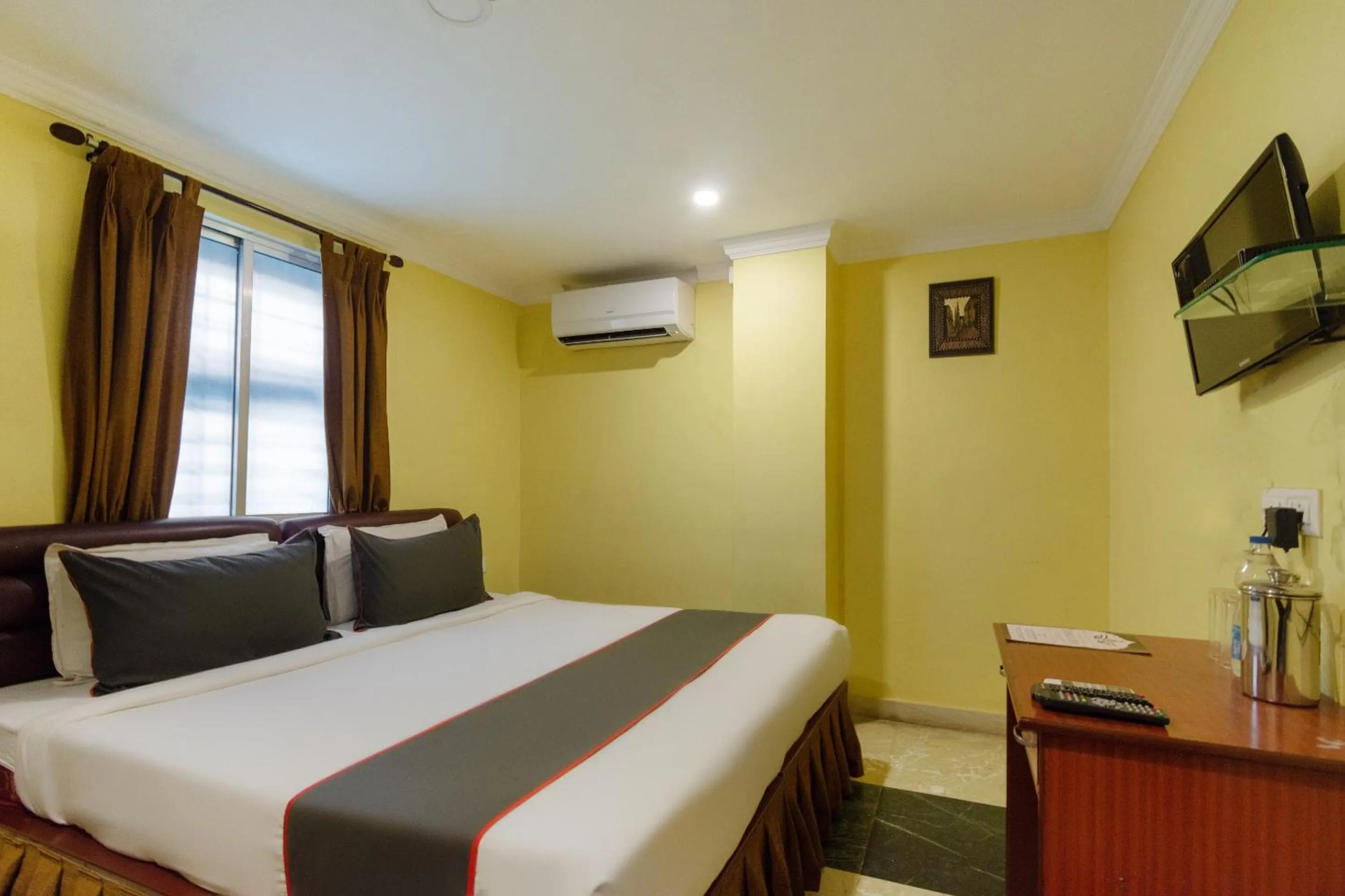 Bedroom, Bed in Collection O Raj Darbar Near City Centre