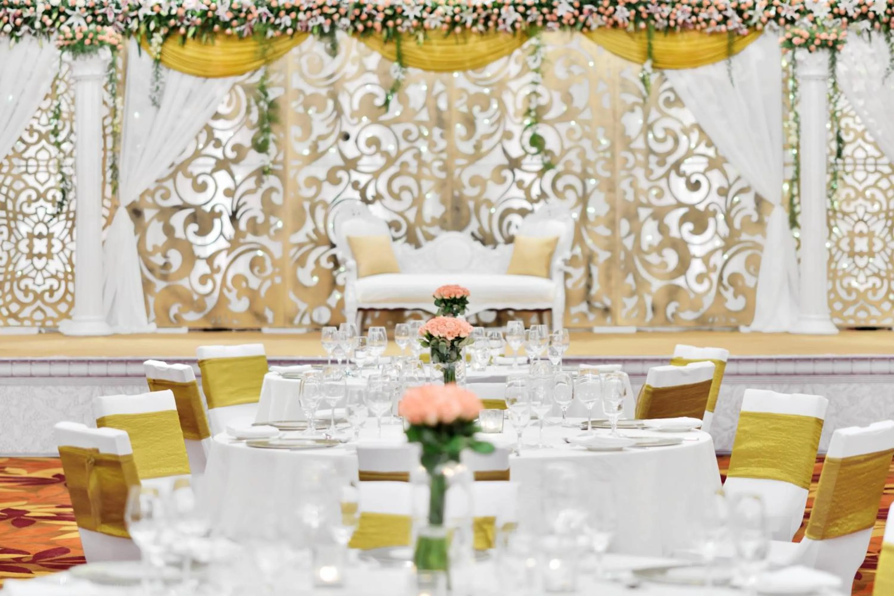 Lobby or reception in Kochi Marriott Hotel