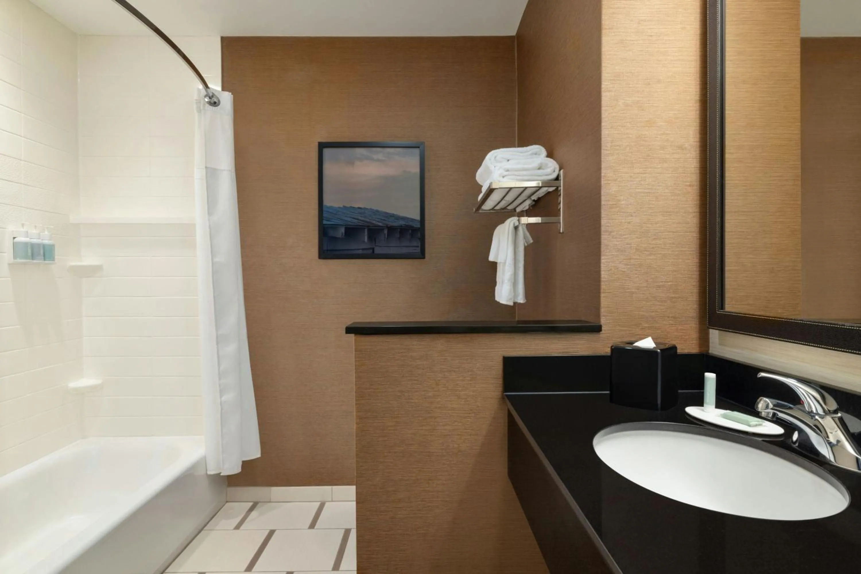 Photo of the whole room in Fairfield Inn & Suites by Marriott Bristol