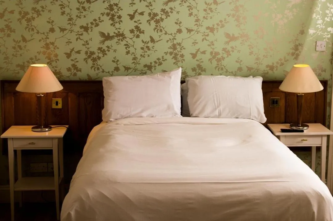 The Thatched Cottage Inn