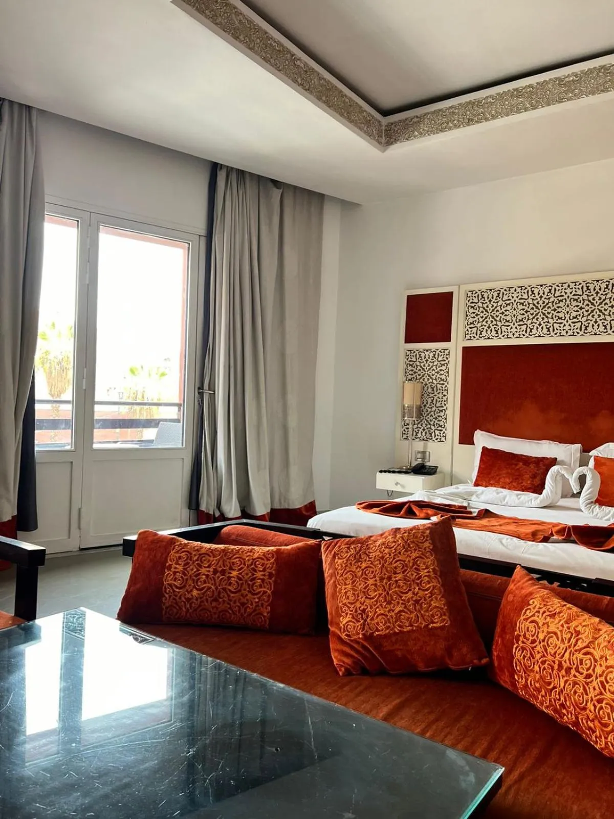 Bed in La Renaissance hôtel Marrakech