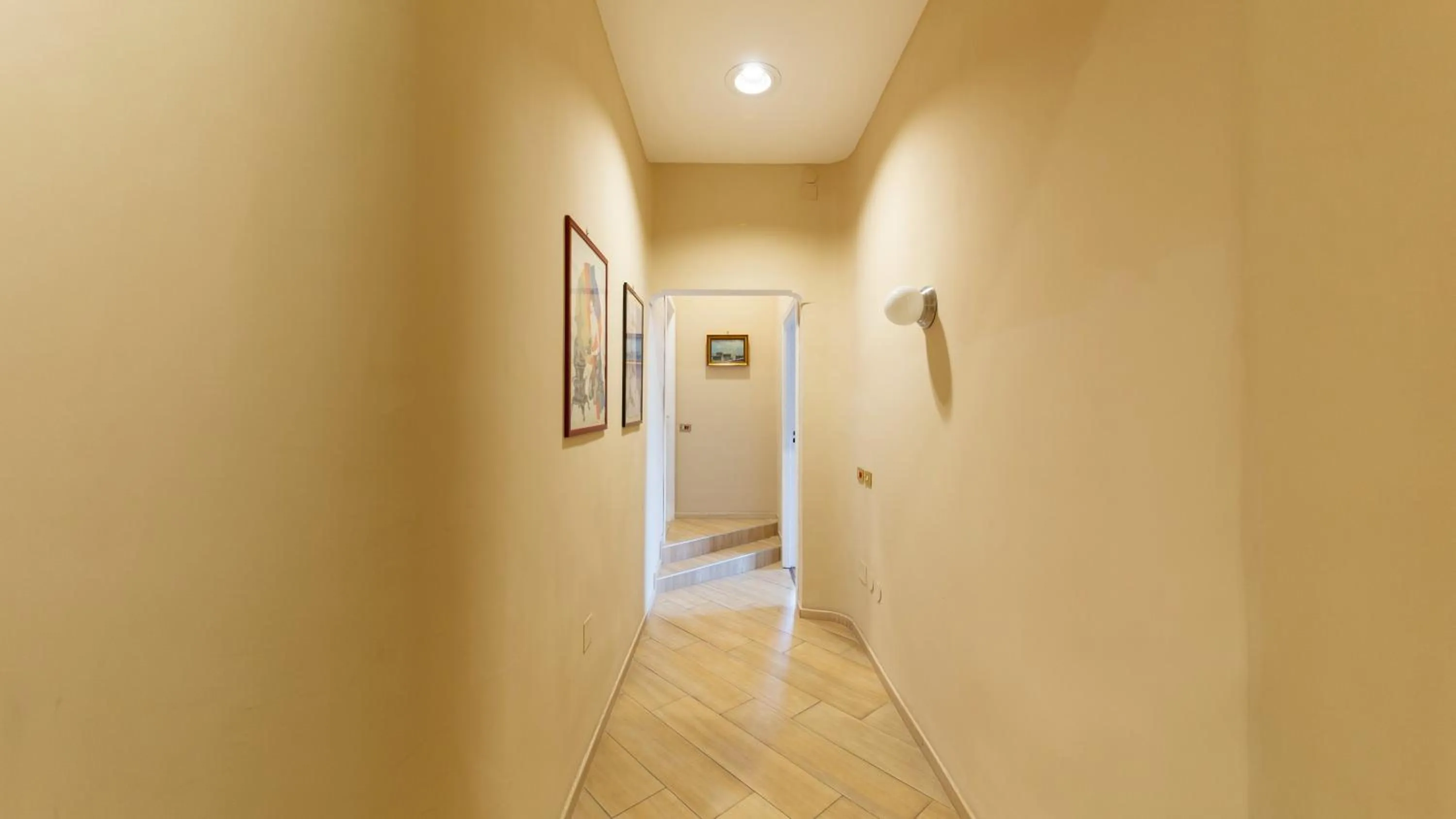 Other in Il Ventre Di Napoli " Costantinopoli"