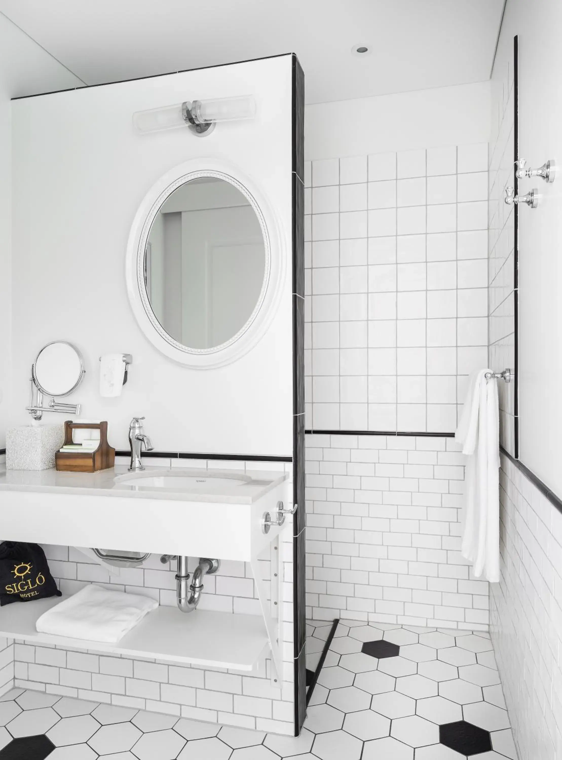 Deluxe Double or Twin Room in Siglo Hotel by Keahotels Deluxe Double or Twin Room in Siglo Hotel by Keahotels