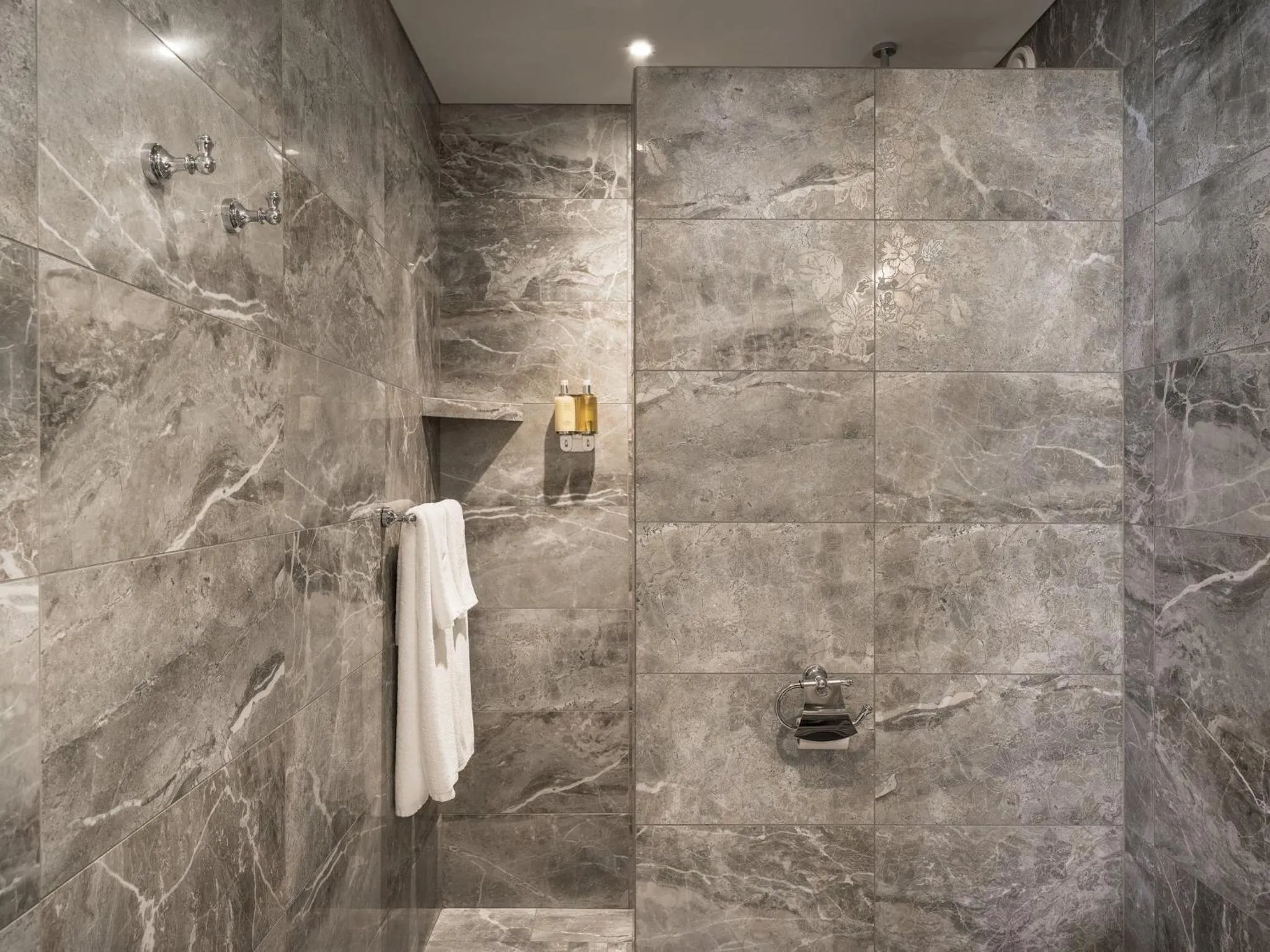 Bathroom in Siglo Hotel by Keahotels