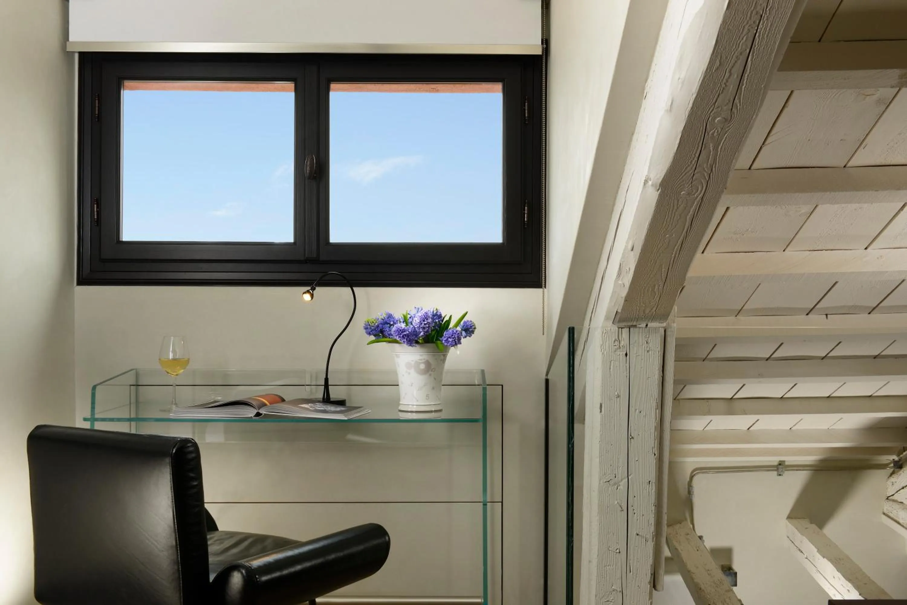 Decorative detail in Hotel L'Orologio Venezia - WTB Hotels