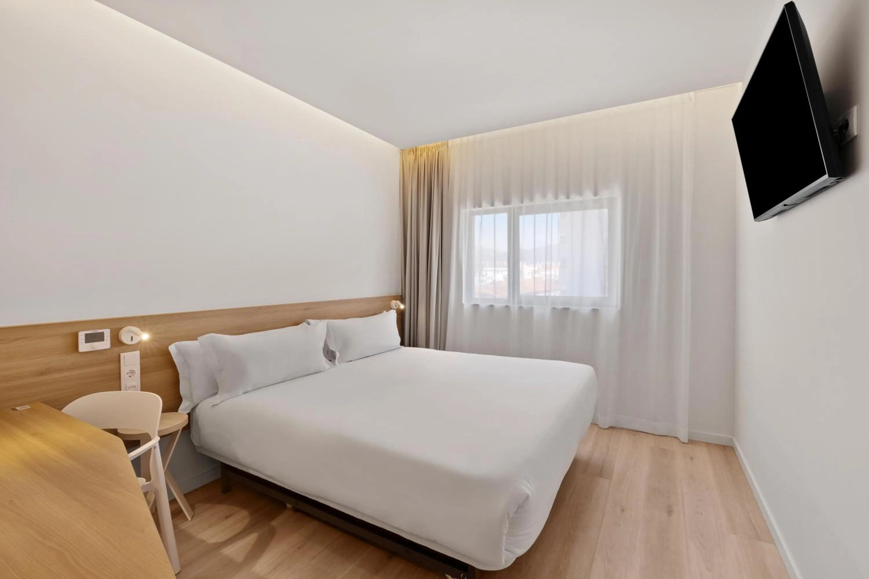 Bed in B&B HOTEL Viana do Castelo