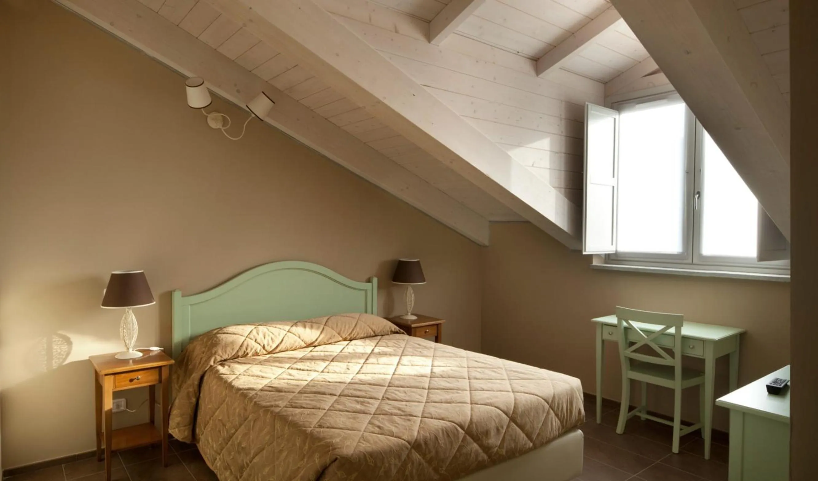 Bedroom, Bed in Santa Giulia Hotel e Residence Torino