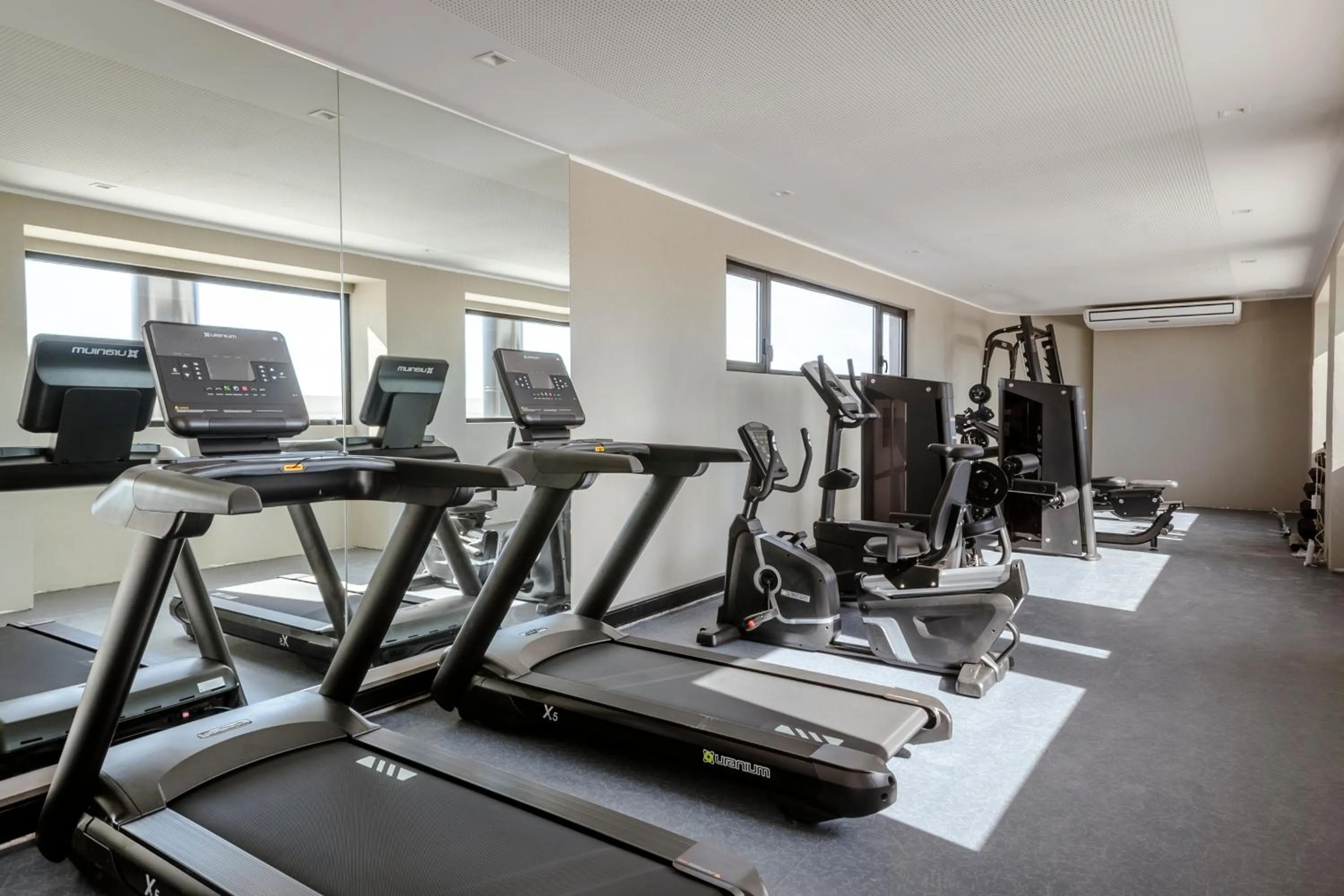 Fitness centre/facilities in Top Rentals Nuñez