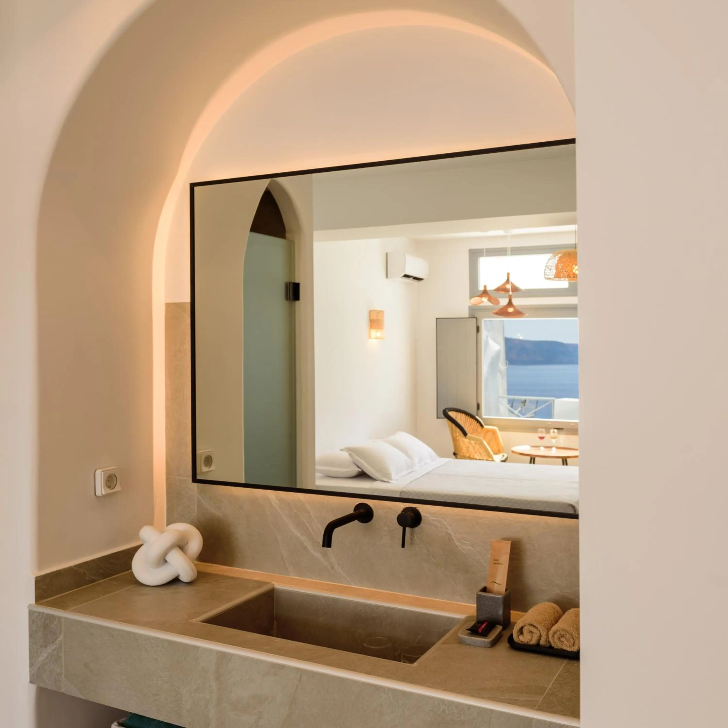 Bathroom in Elia Caldera Suites