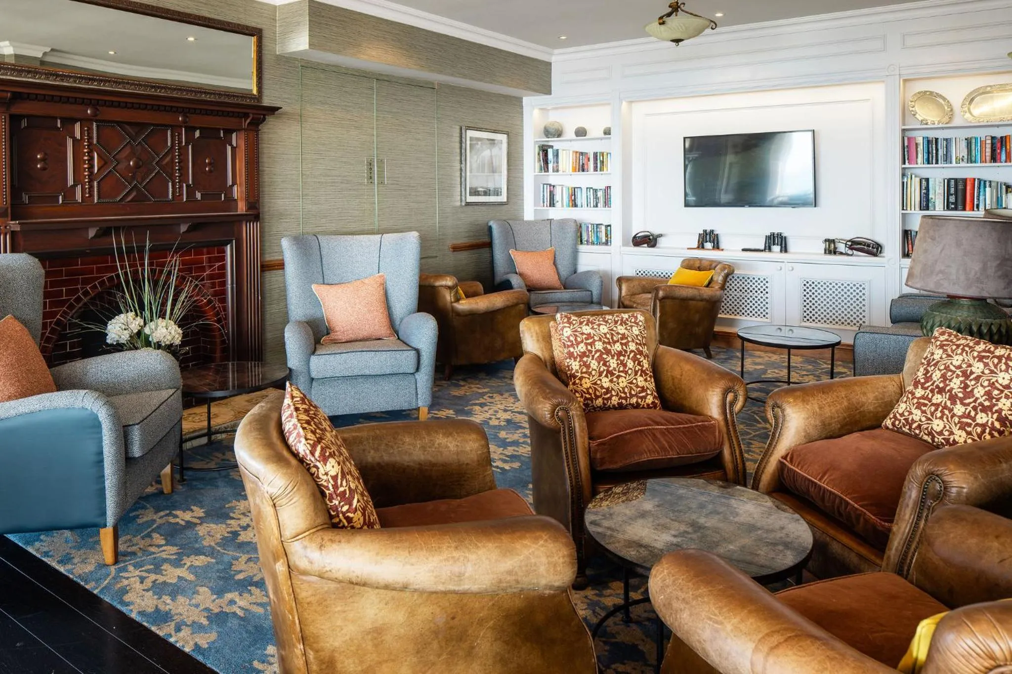 Seating area in Hotel Cristina