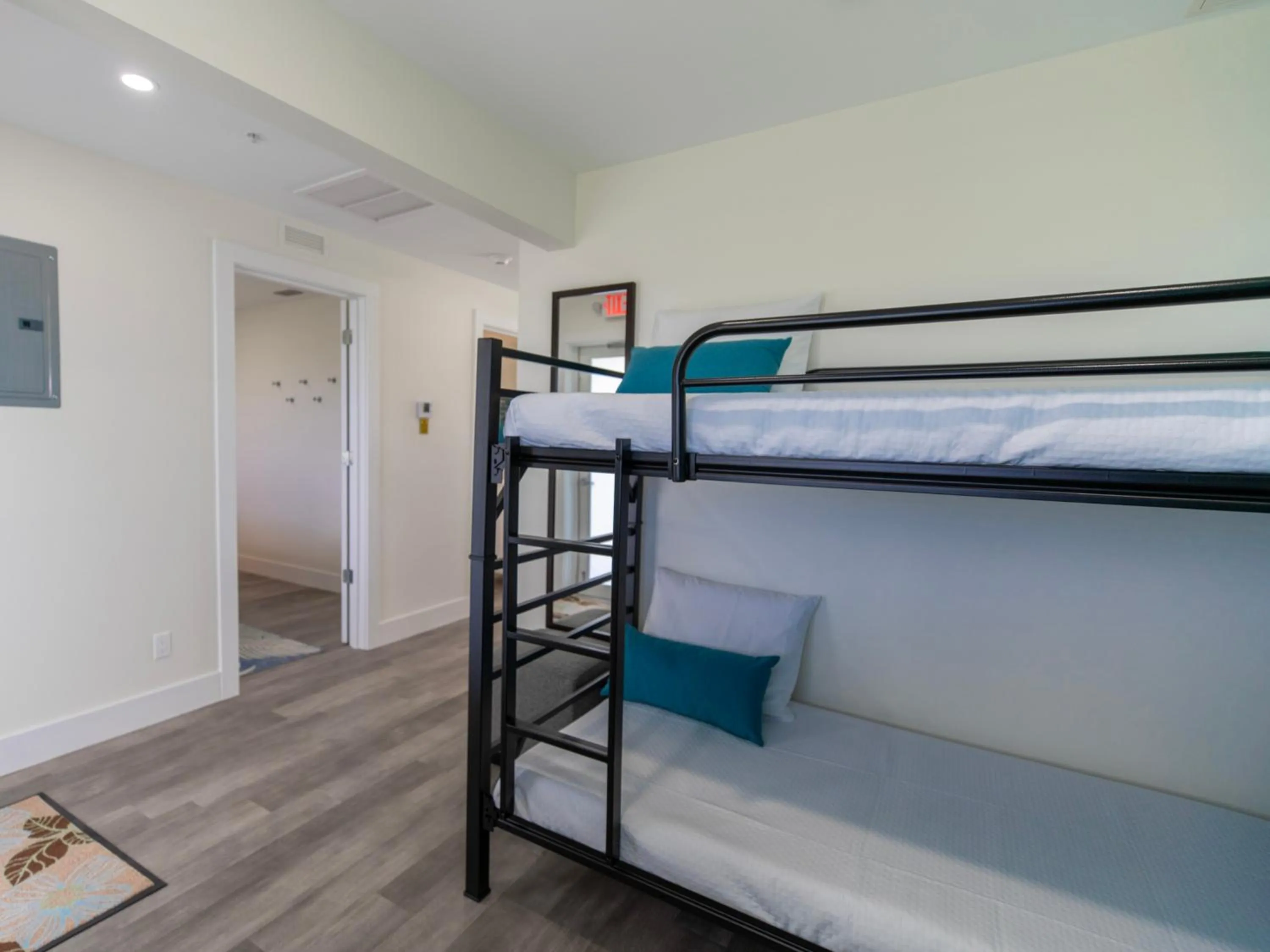 bunk bed, Bed in Sugarloaf Key Hotel at KOA Resort