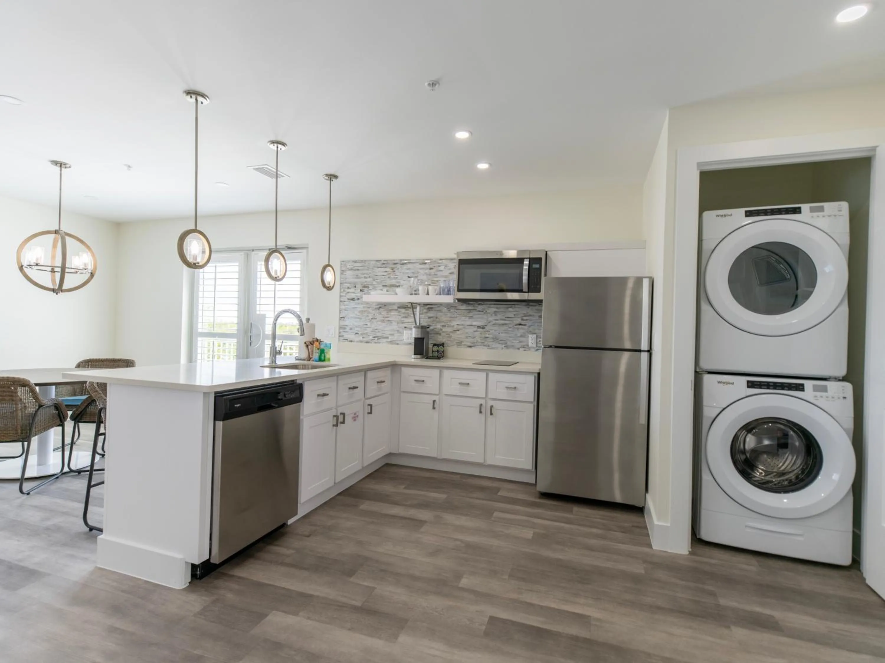 Kitchen or kitchenette in Sugarloaf Key Hotel at KOA Resort