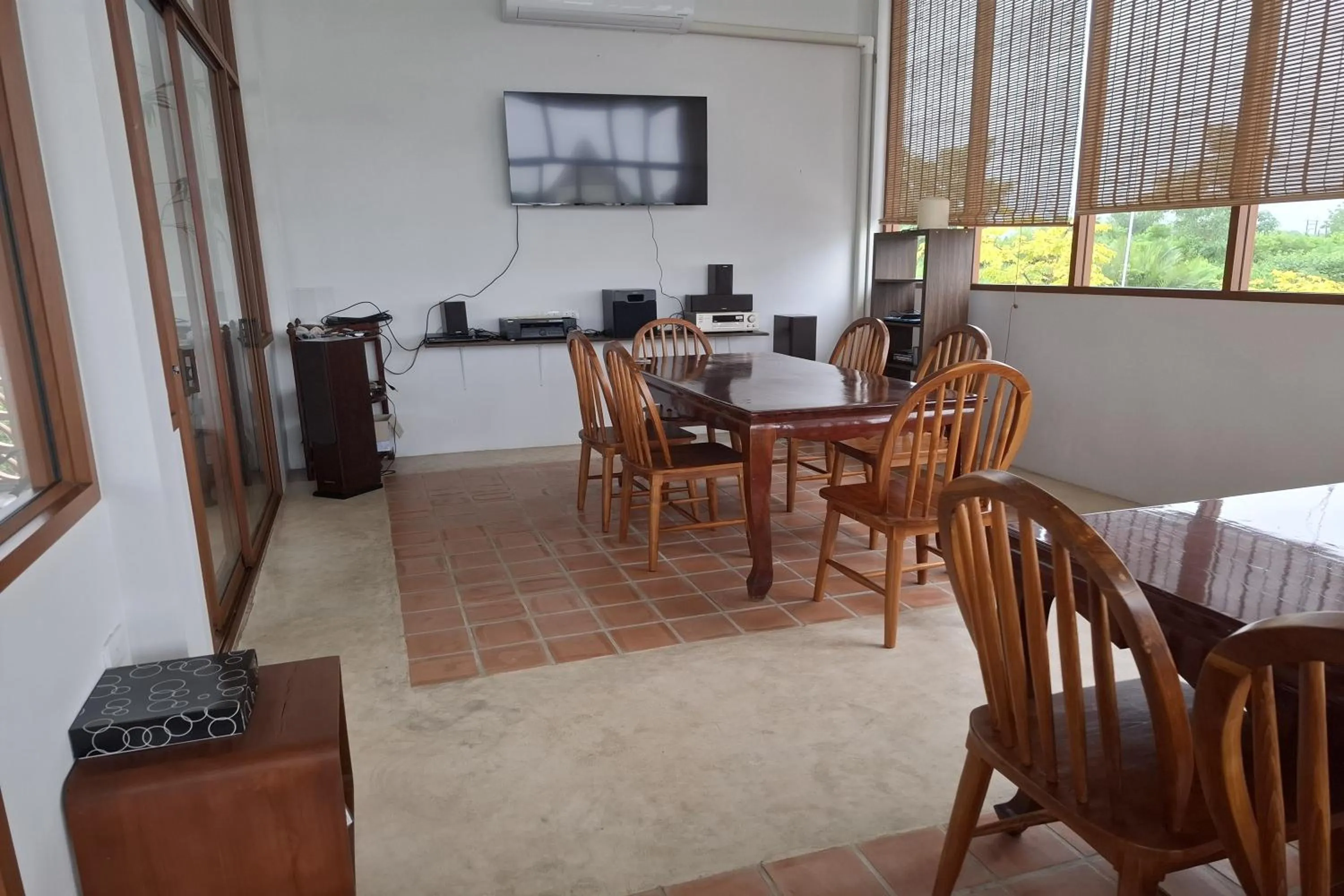 TV and multimedia in Burichan Resort