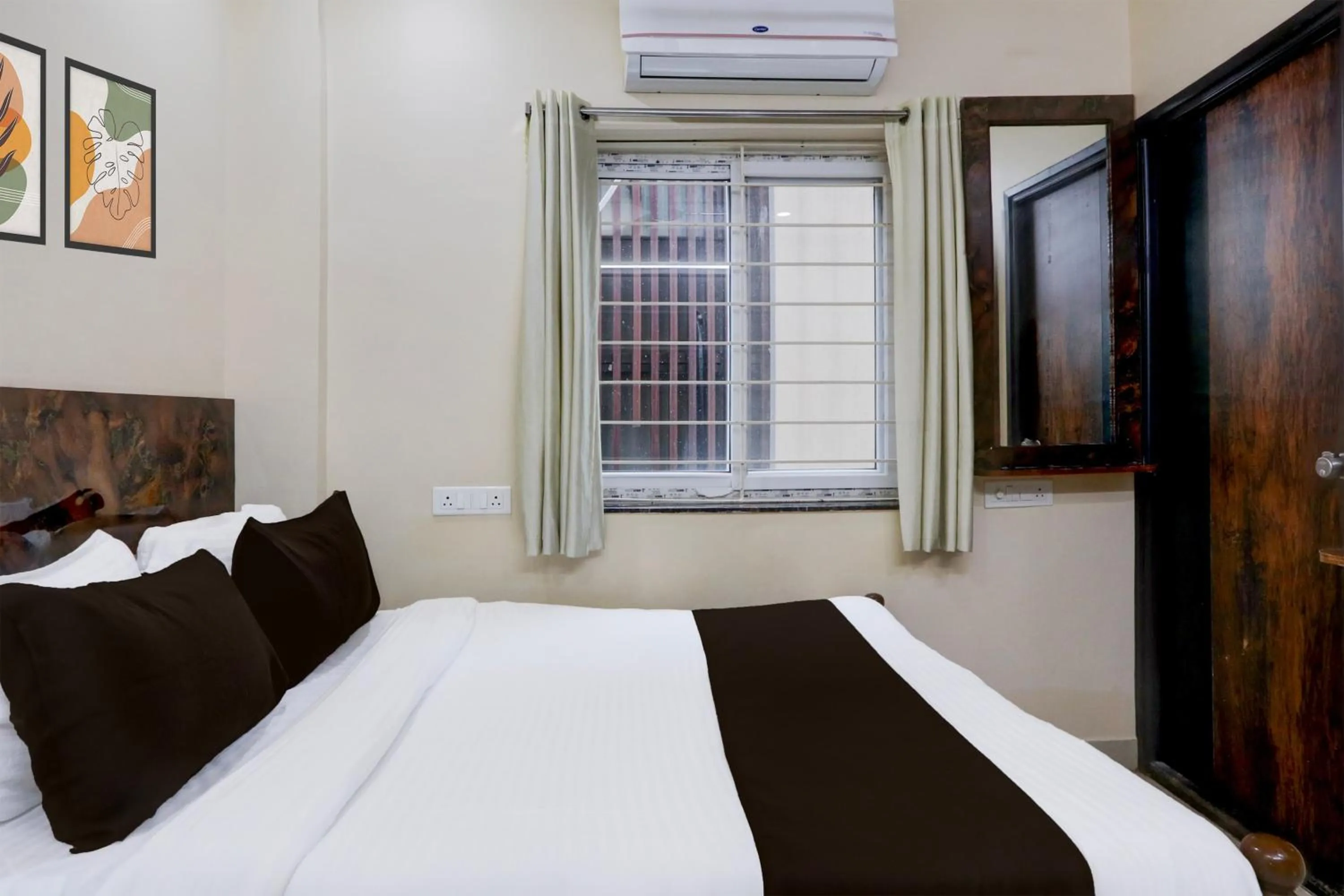 Bedroom, Bed in Hotel O Sai Manikanta Homes