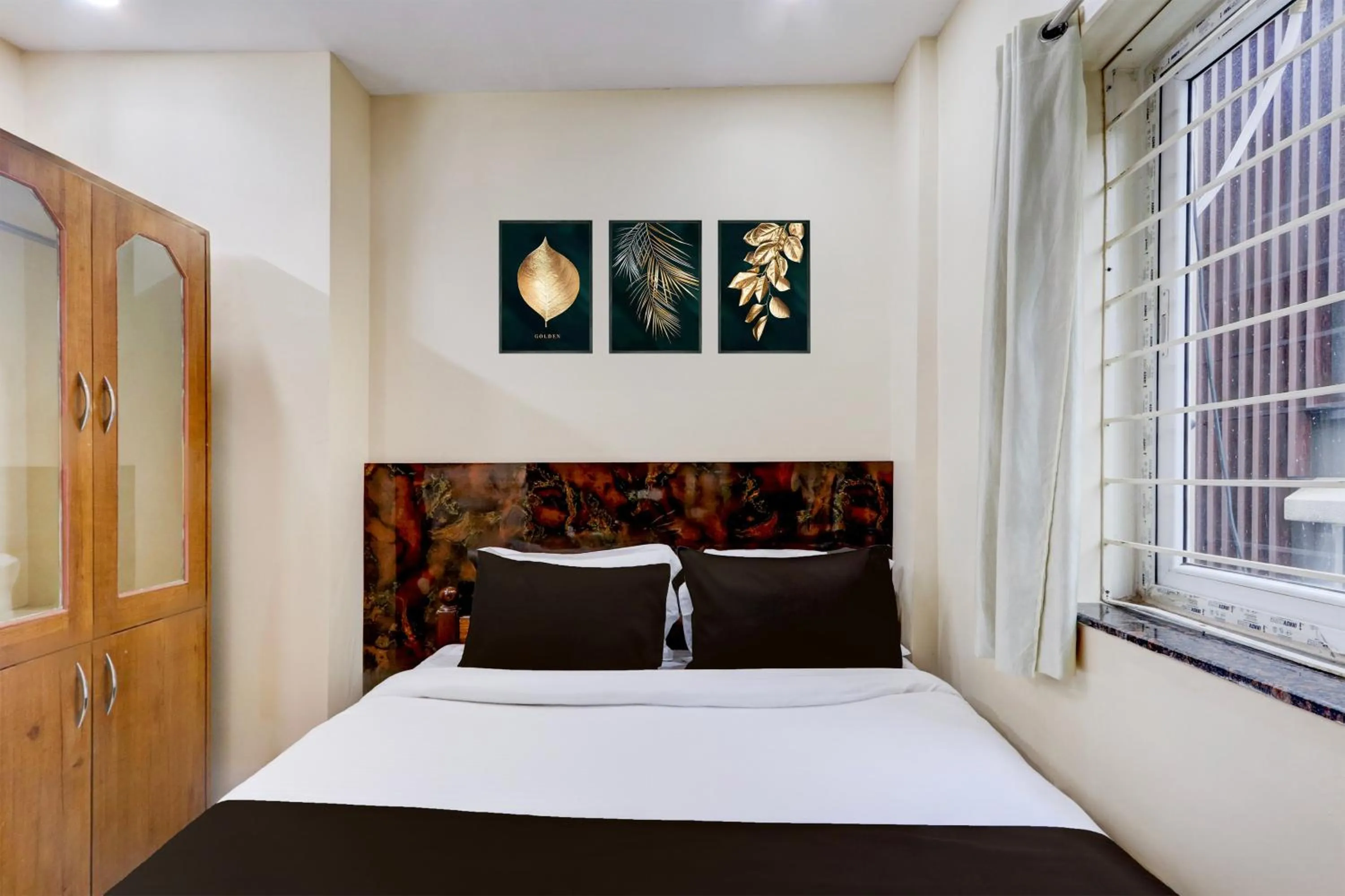 Bedroom, Bed in Hotel O Sai Manikanta Homes