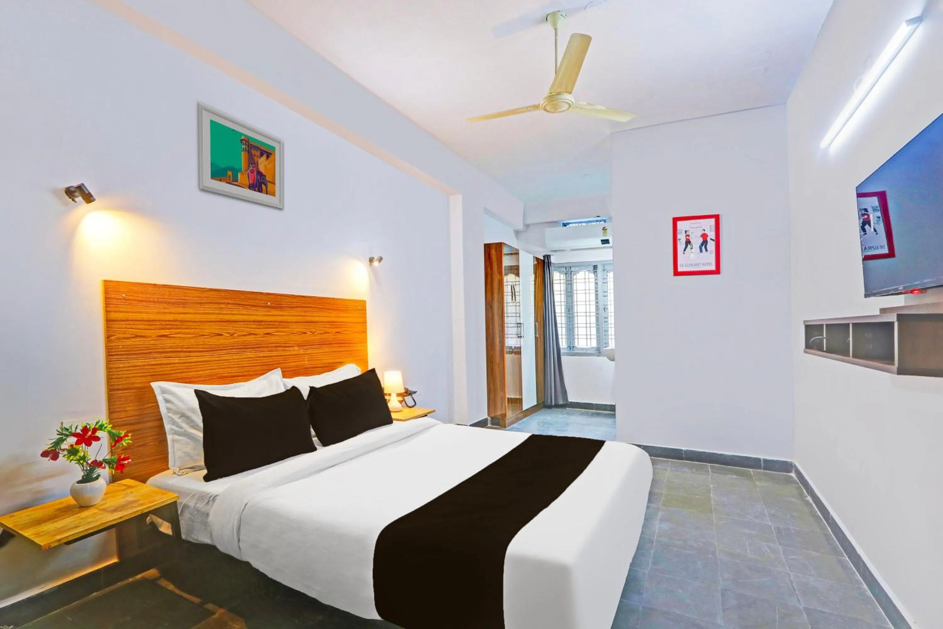 Bedroom, Bed in Collection O De Alphabet Hotel UMCC