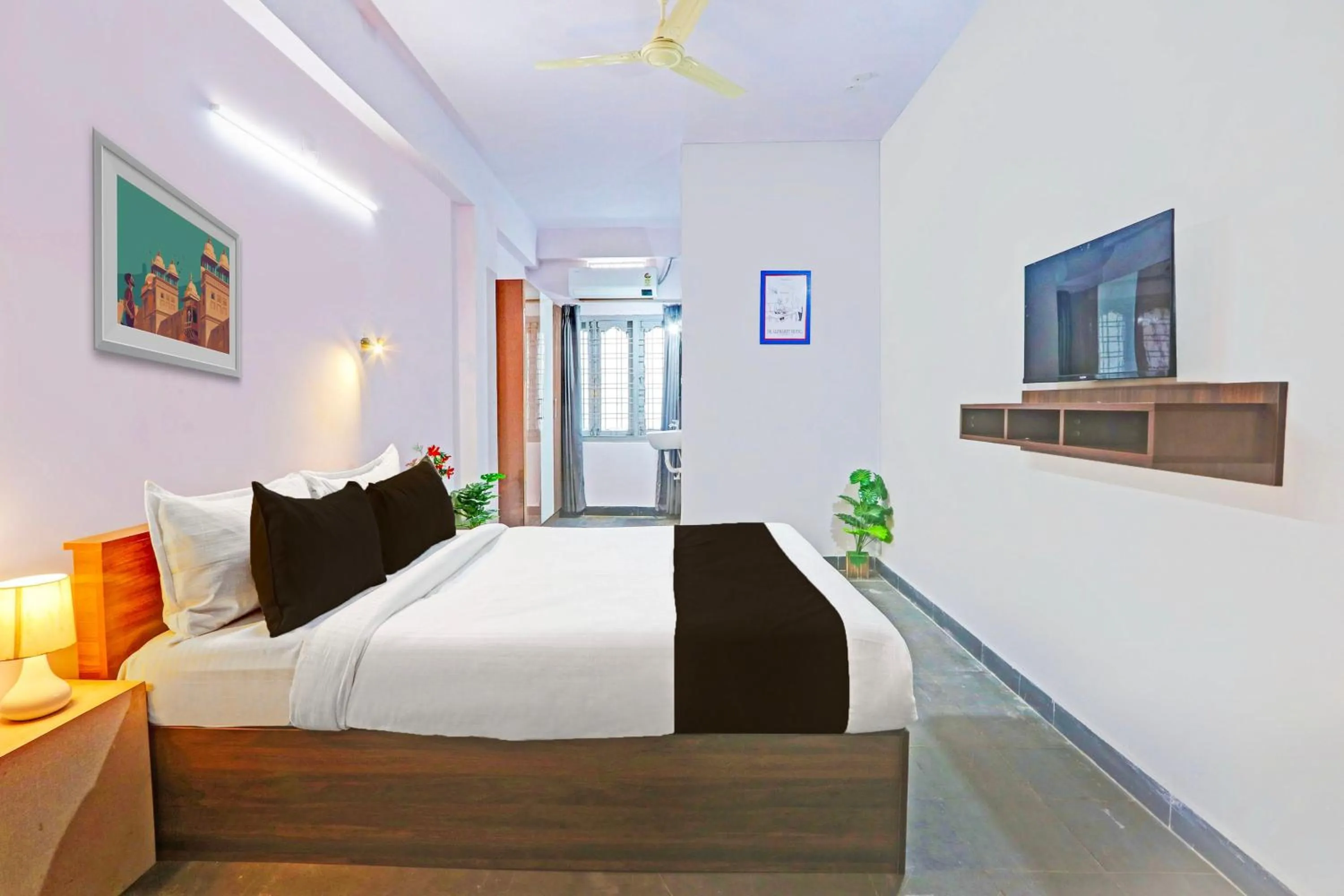 Bedroom, Bed in Collection O De Alphabet Hotel UMCC