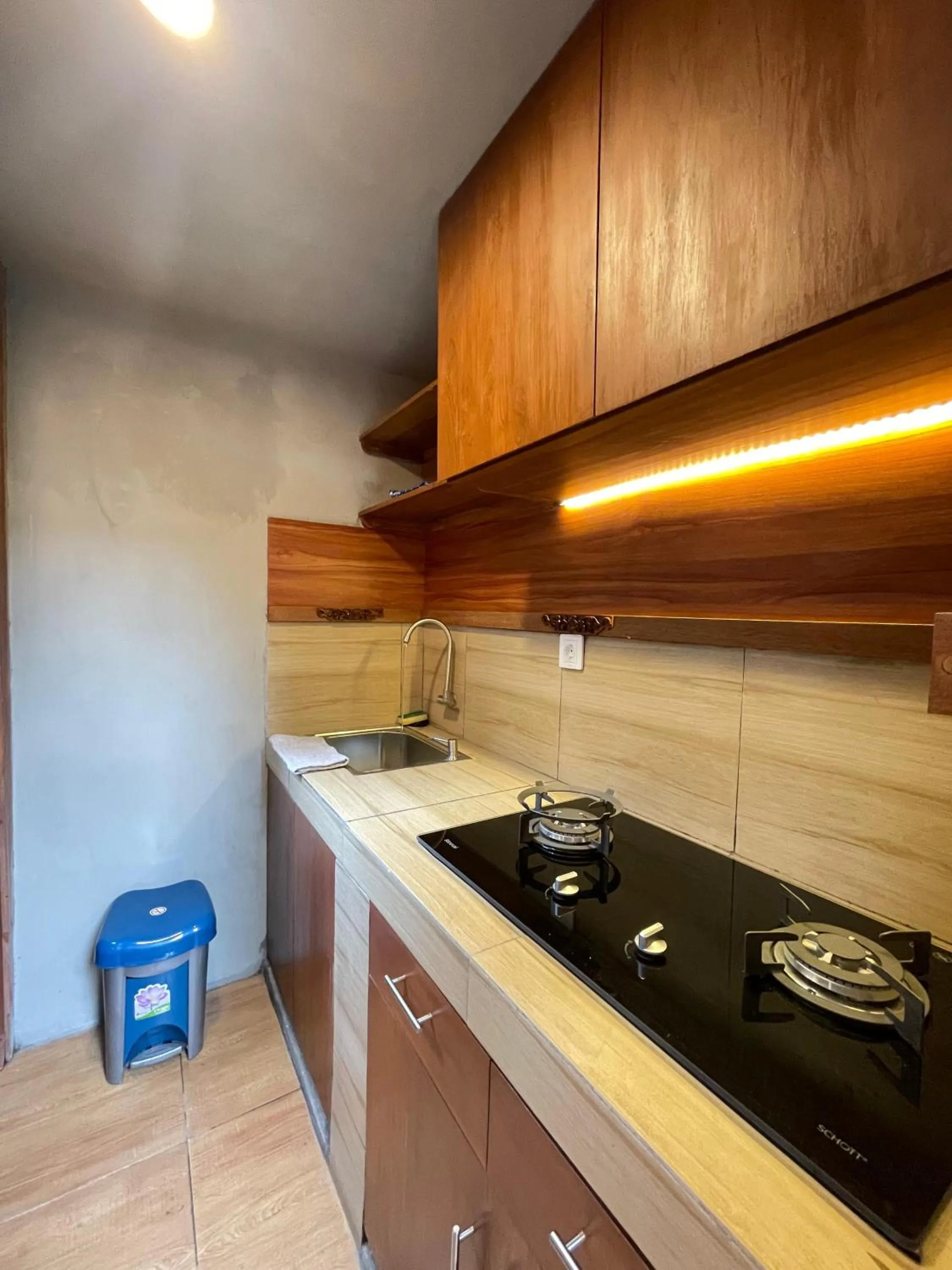 Kitchen or kitchenette in Ngesil Private Joglo & Pool