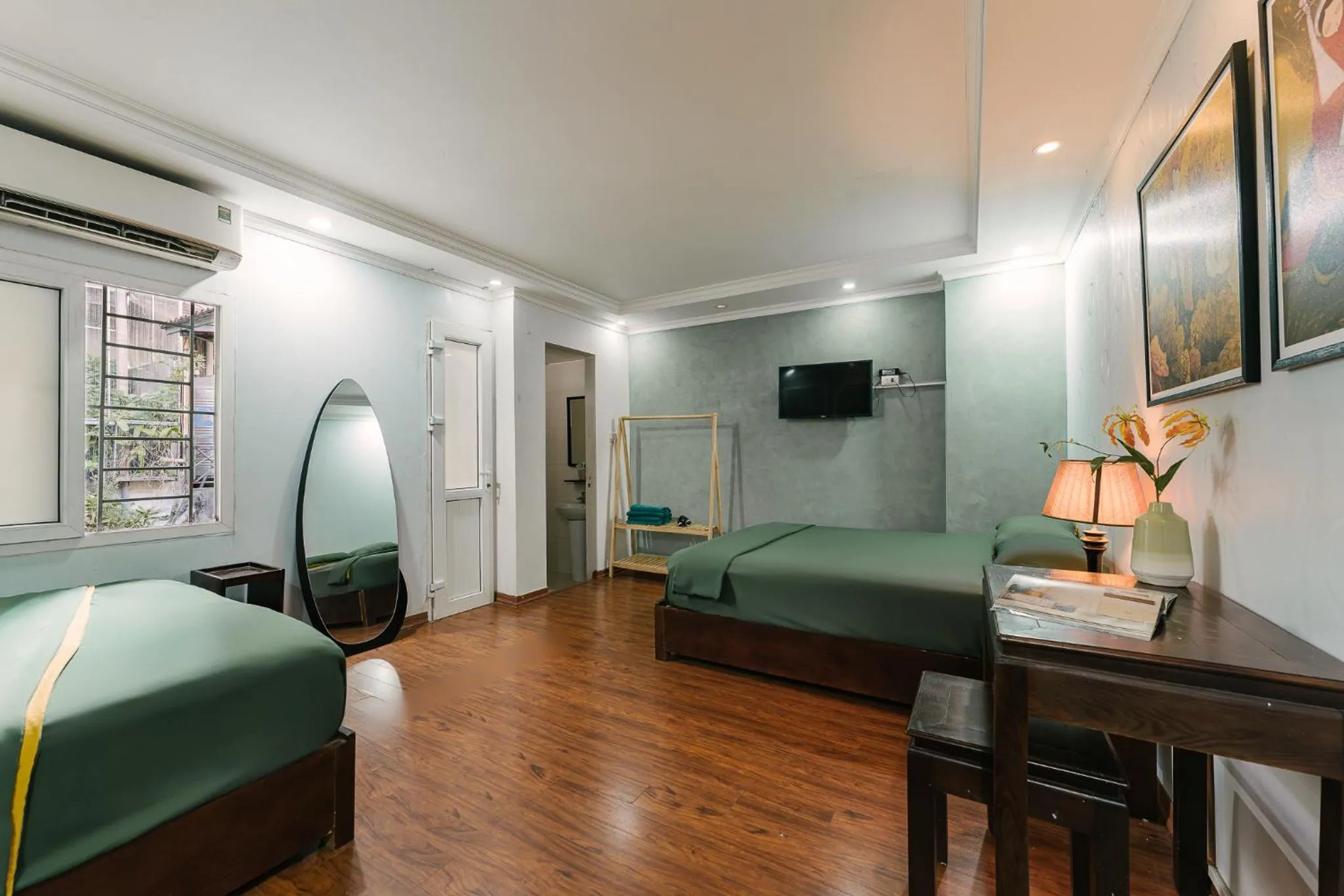 Bed in Drumie Home - salesOTAvn