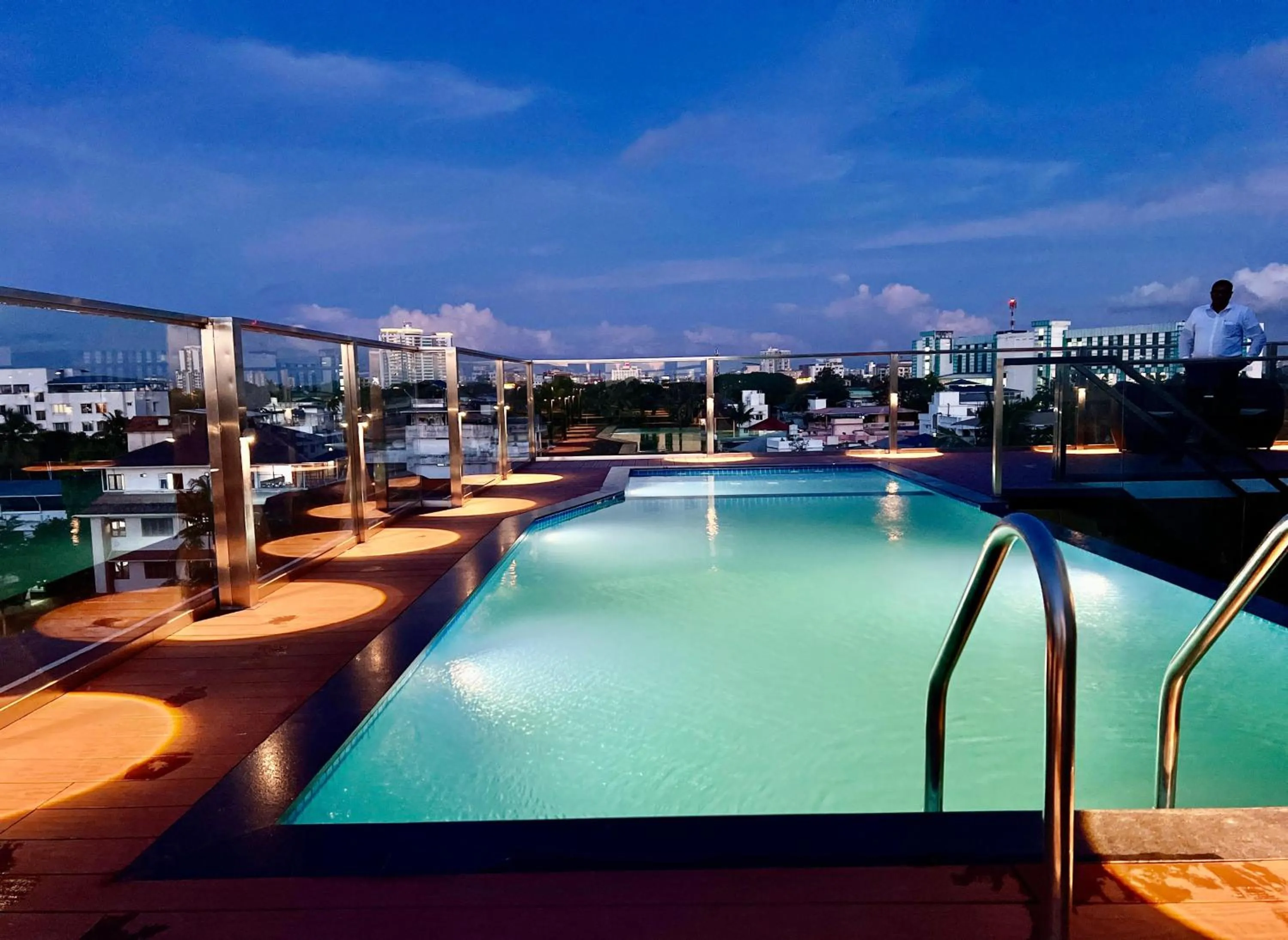 Swimming pool in Q-White Crescent