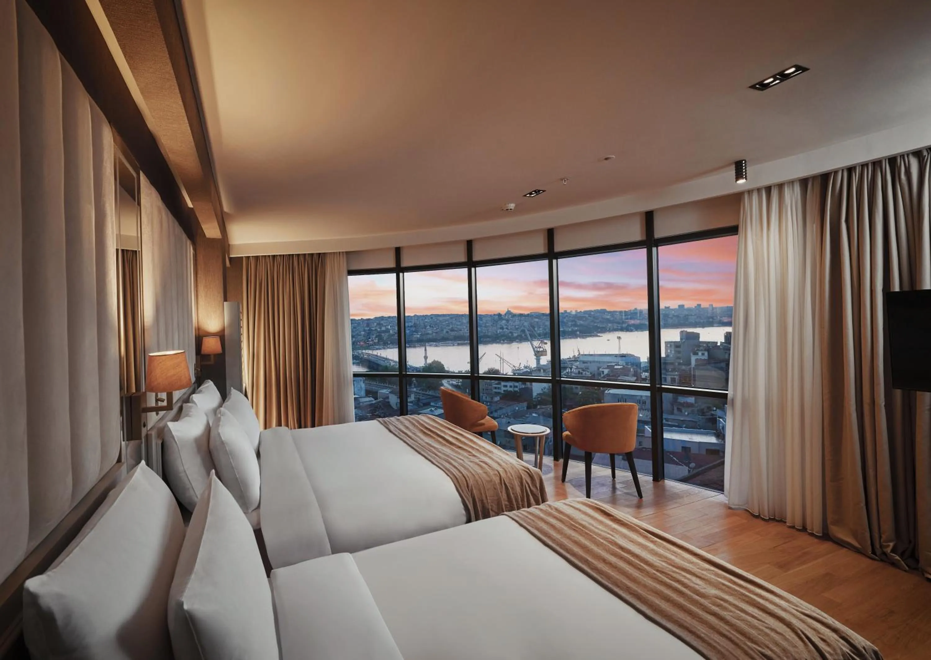 Photo of the whole room, Bed in The Hotels, Galata