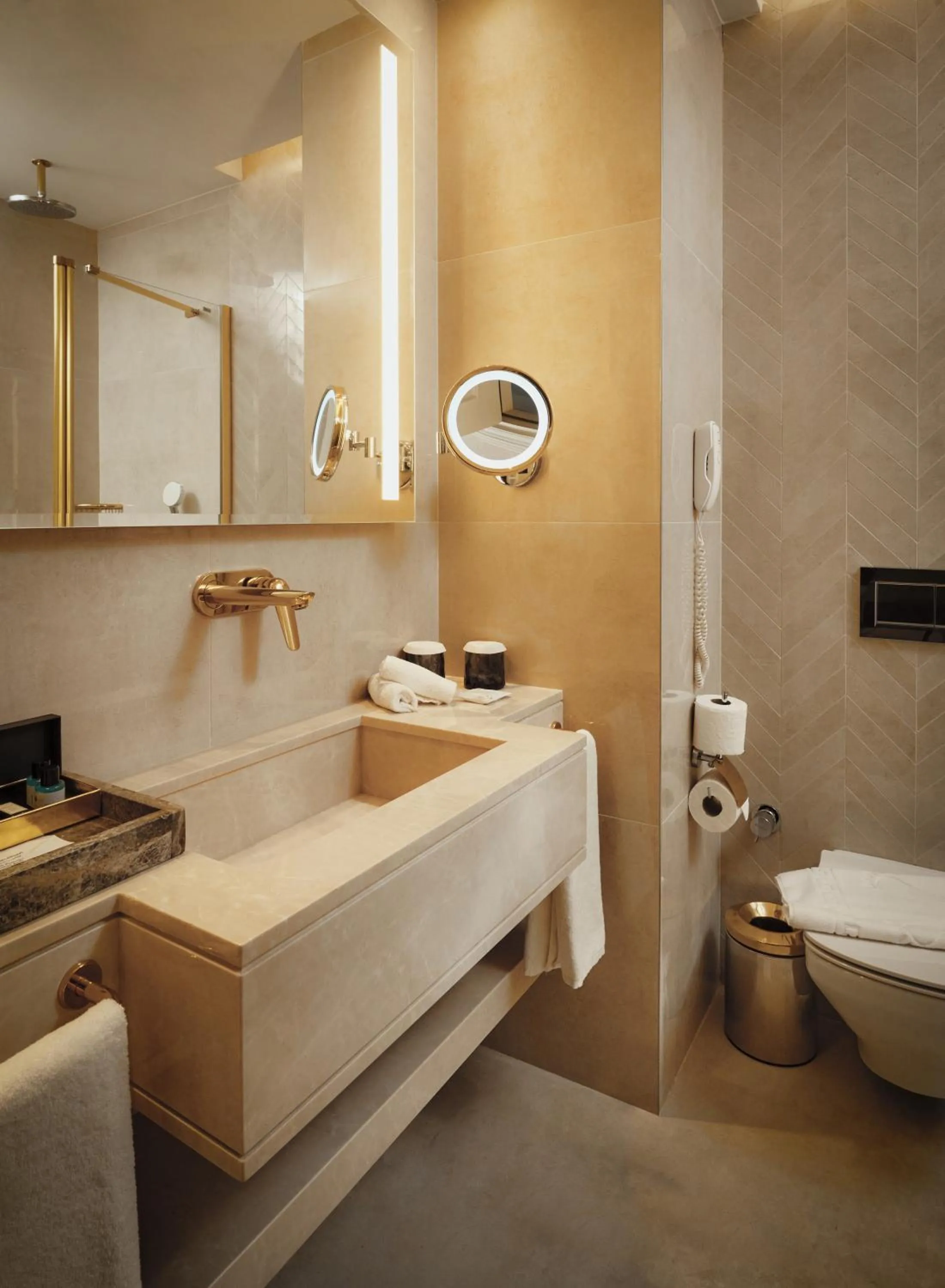 Bathroom in The Hotels, Galata