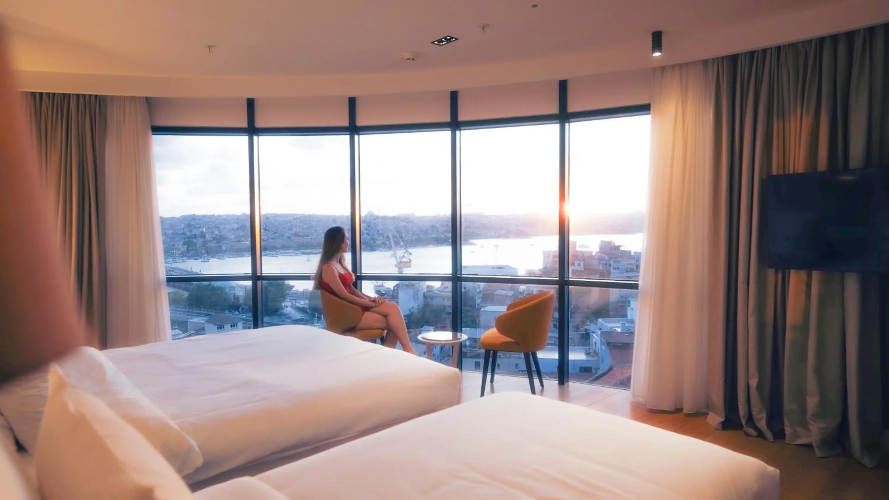 View (from property/room), Bed in The Hotels, Galata