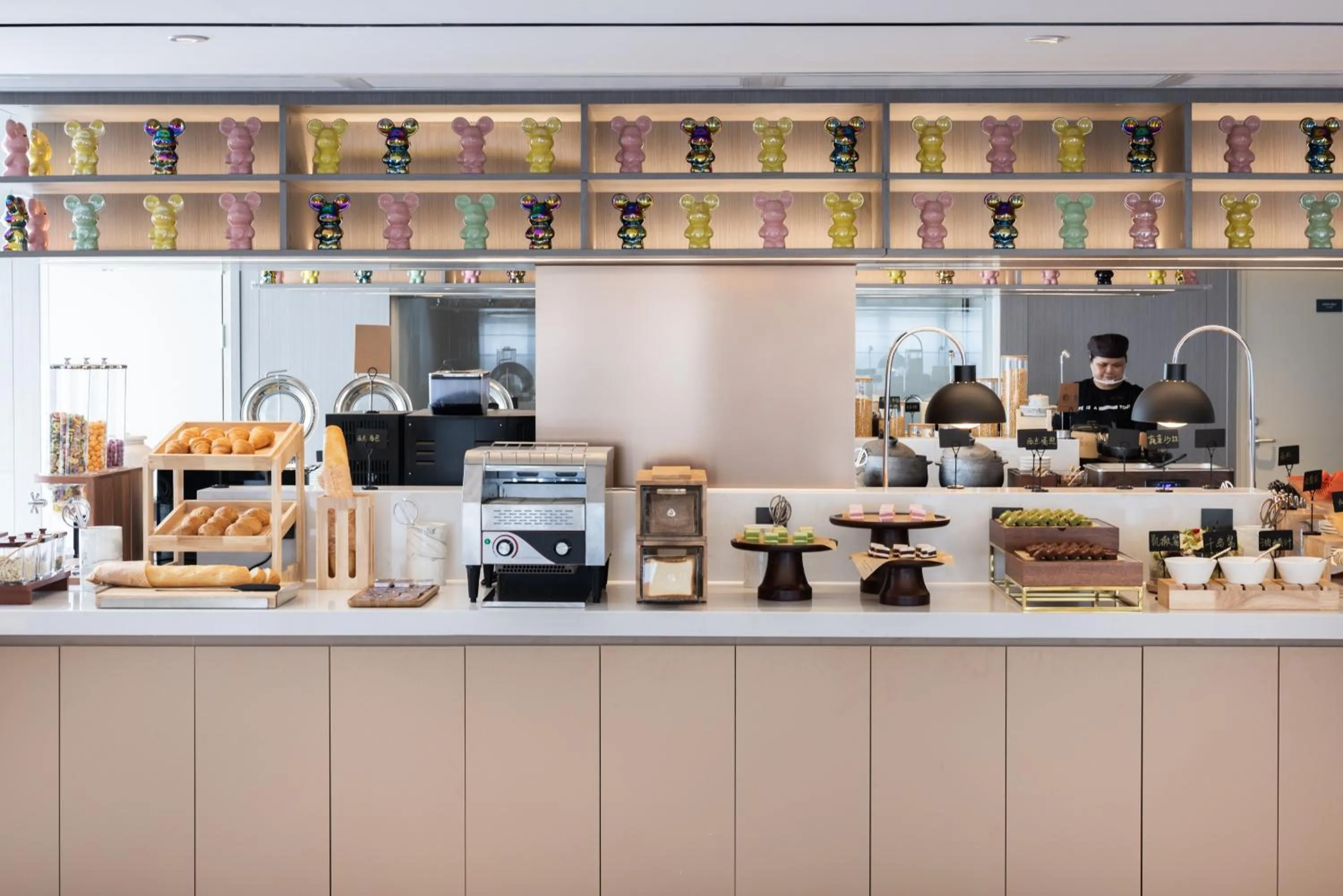 Food and drinks in Atour Hotel Guangzhou Baiyun Station Julong Metro Station