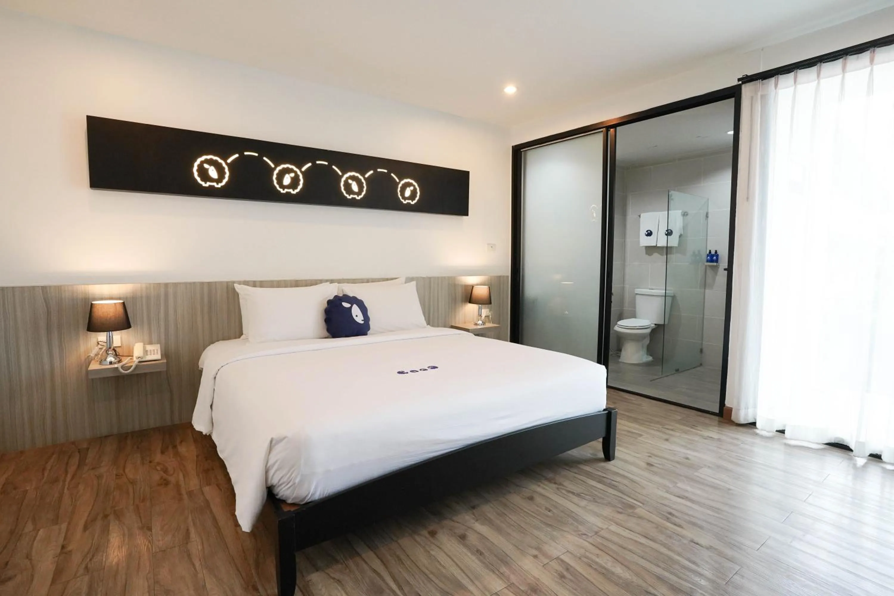 Bedroom, Bed in Kokotel Pattaya North Beach